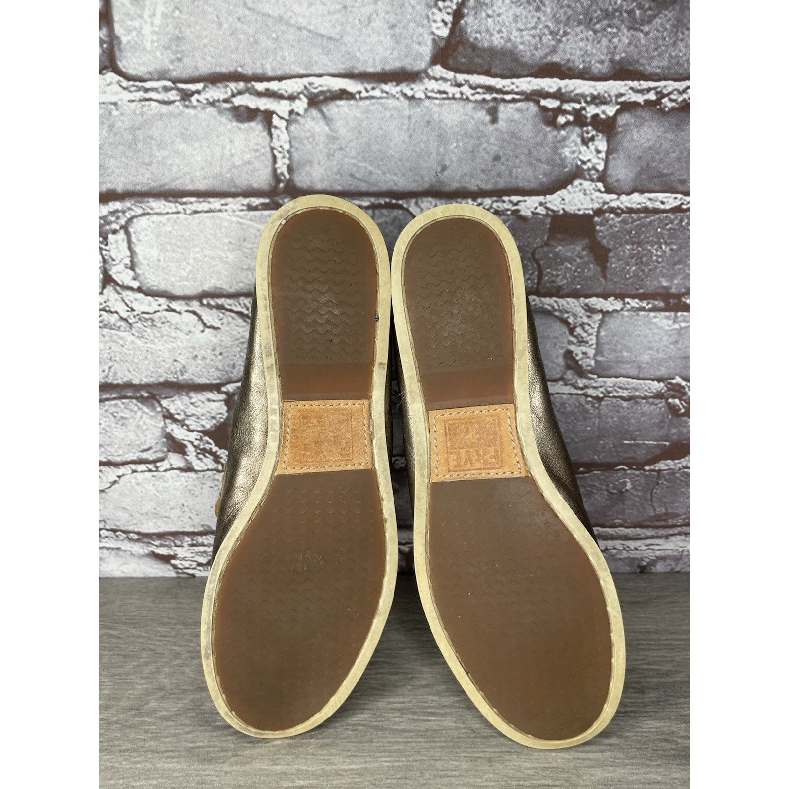 Frye FRYE Quincy Tie Leather Metallic Deck Shoes Gold Boat Shoes Size US 8 / IT 38 - 22 Thumbnail