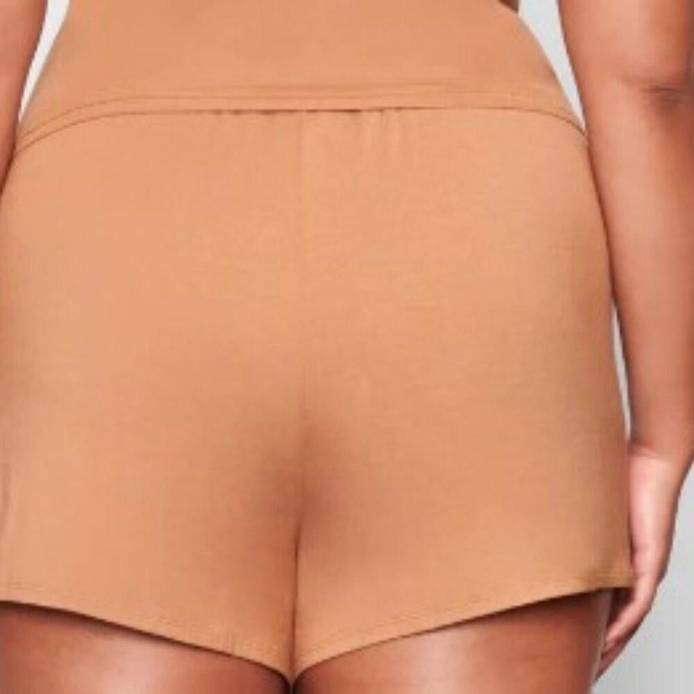 Designer CT1726 Skims NWOT Sleep Short Camel 3X Size ONE SIZE - 3 Thumbnail