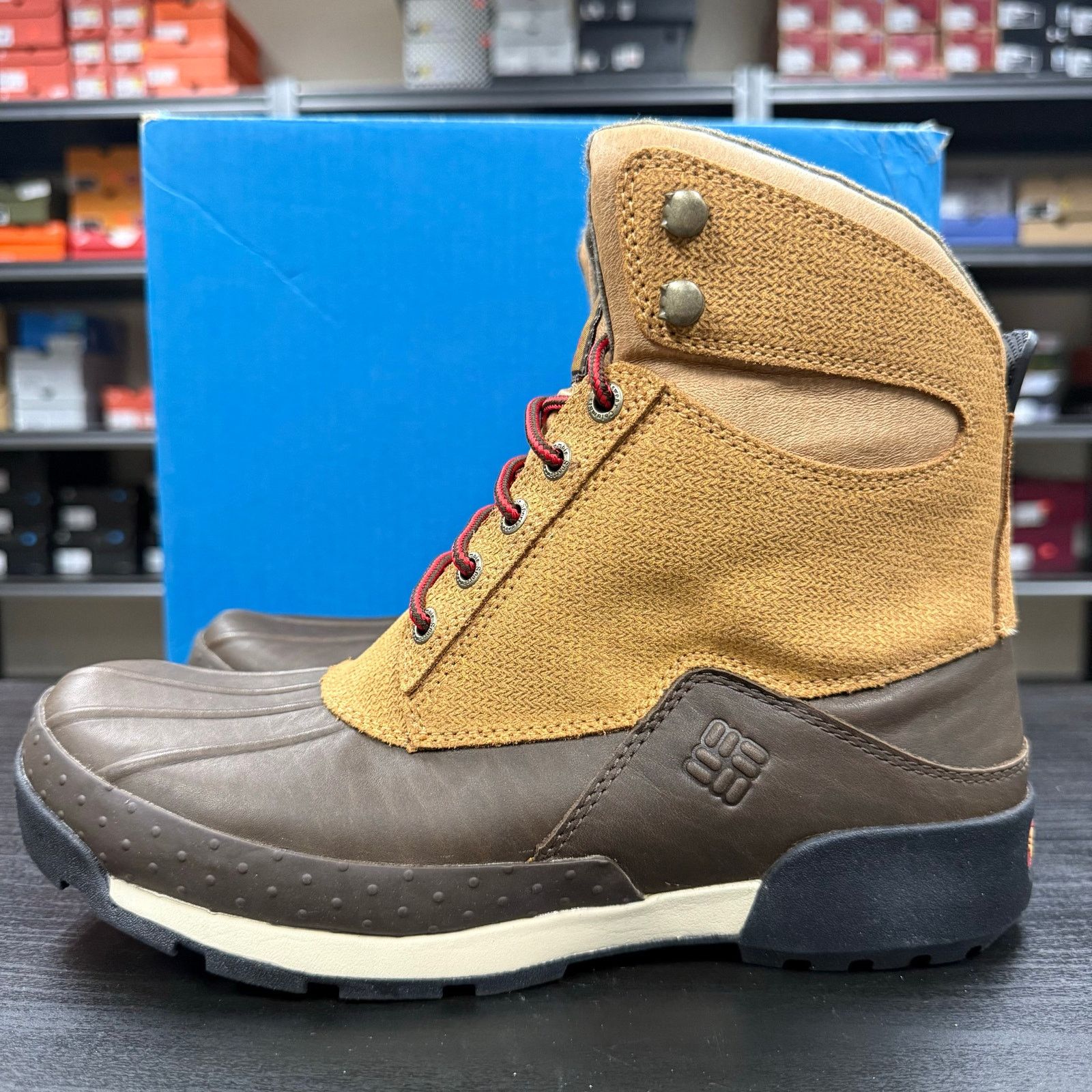 Columbia COLUMBIA Women’s 10 SUPER RARE BUGABOOT 3 OMNI-HEAT ELK RED Size US 10 / IT 40 - 2 Thumbnail
