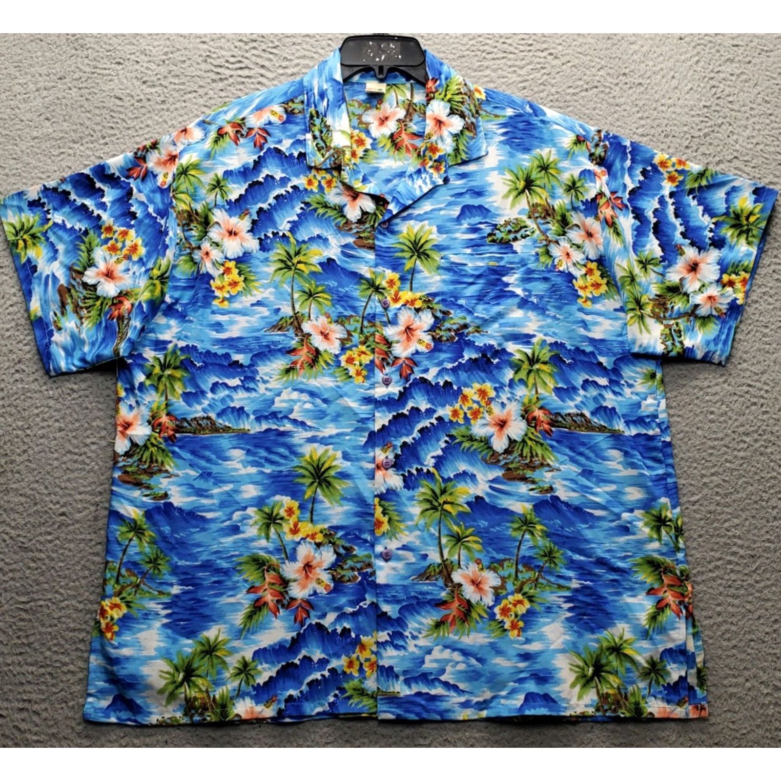 Vintage Magics Hawaiian Shirt Mens XL Multi Tropical Print Short Sleeve Button-Up EUC Size US XL / EU 56 / 4 - 2 Thumbnail