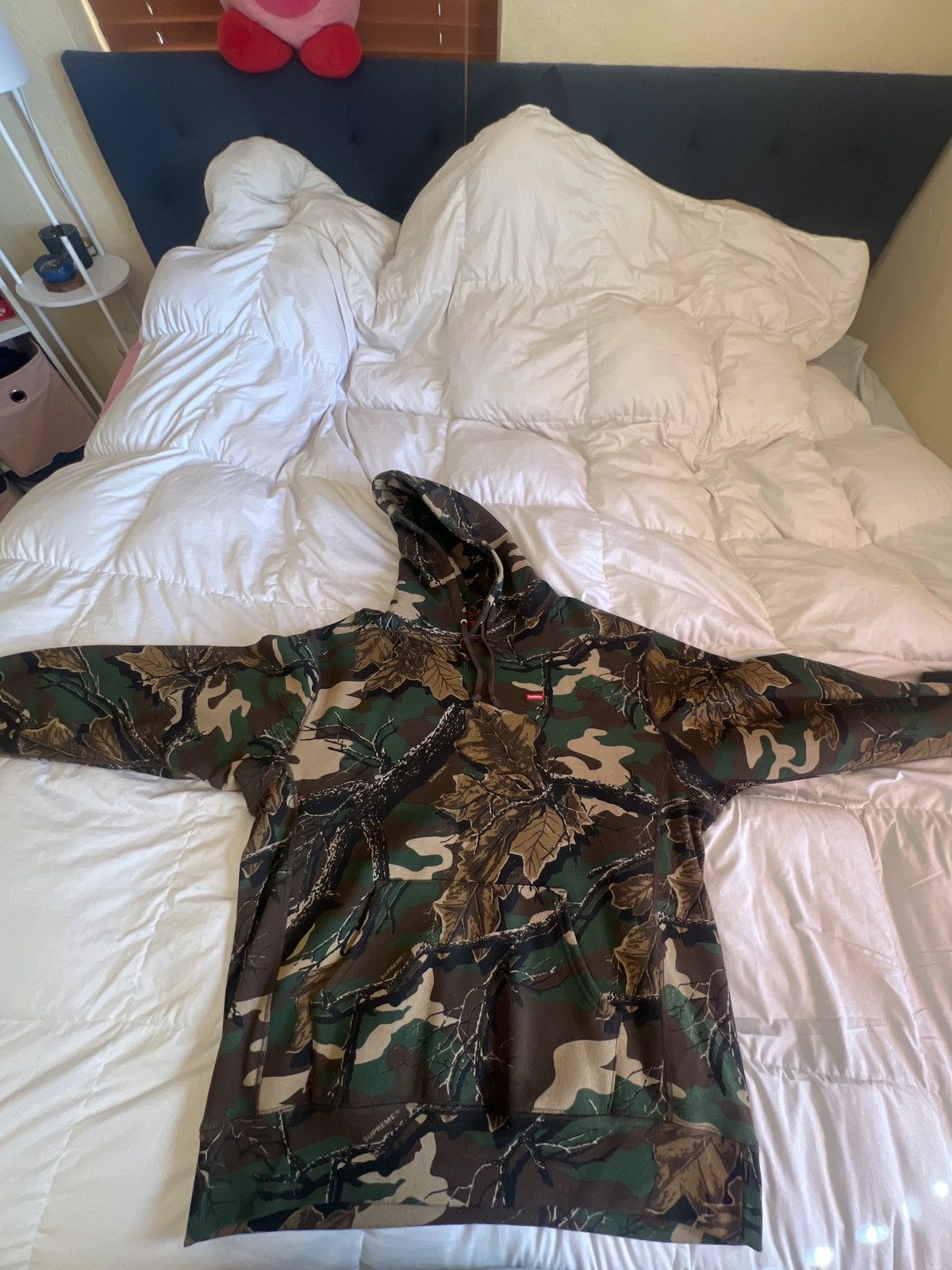 Supreme Supreme Small Box Branch Woodland Camo Size US XL / EU 56 / 4 - 1 Thumbnail
