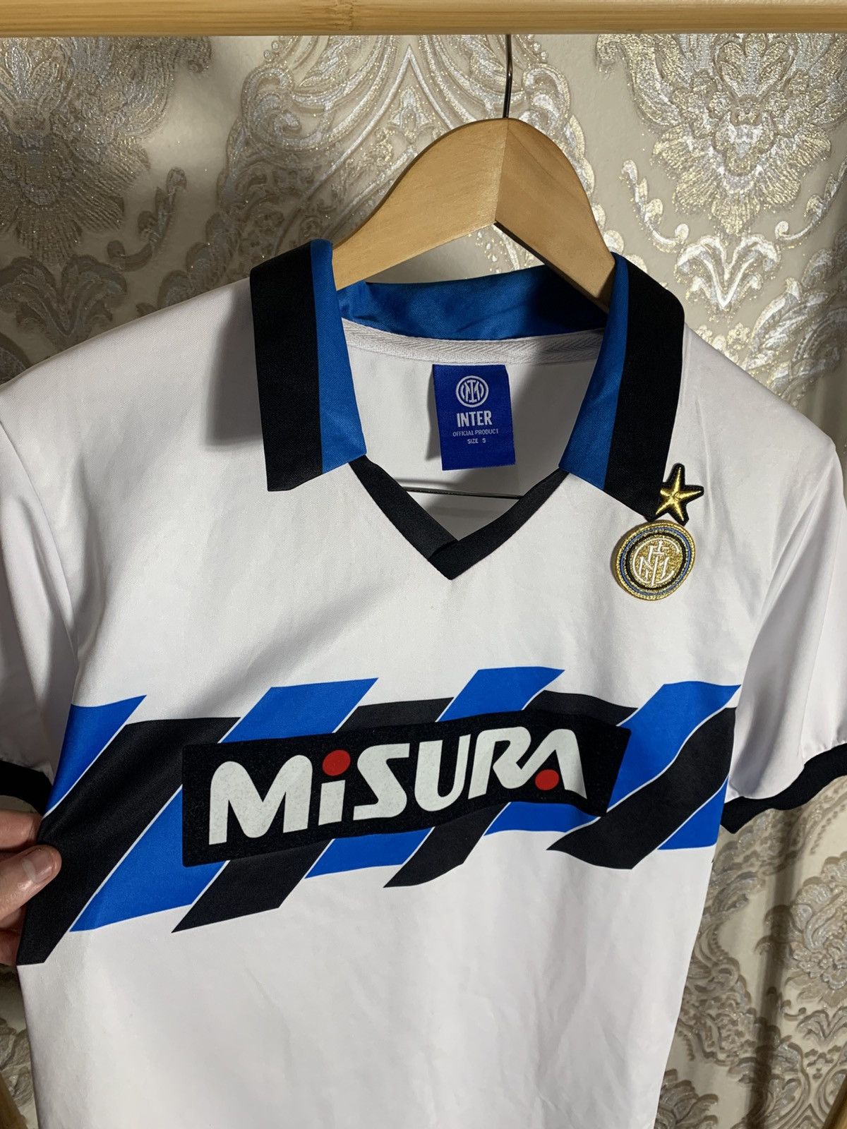 Vintage VERY RARE INTER MILAN ITALY SOCCER JERSEY RETRO BLOKE 90s Size US S / EU 44-46 / 1 - 3 Thumbnail