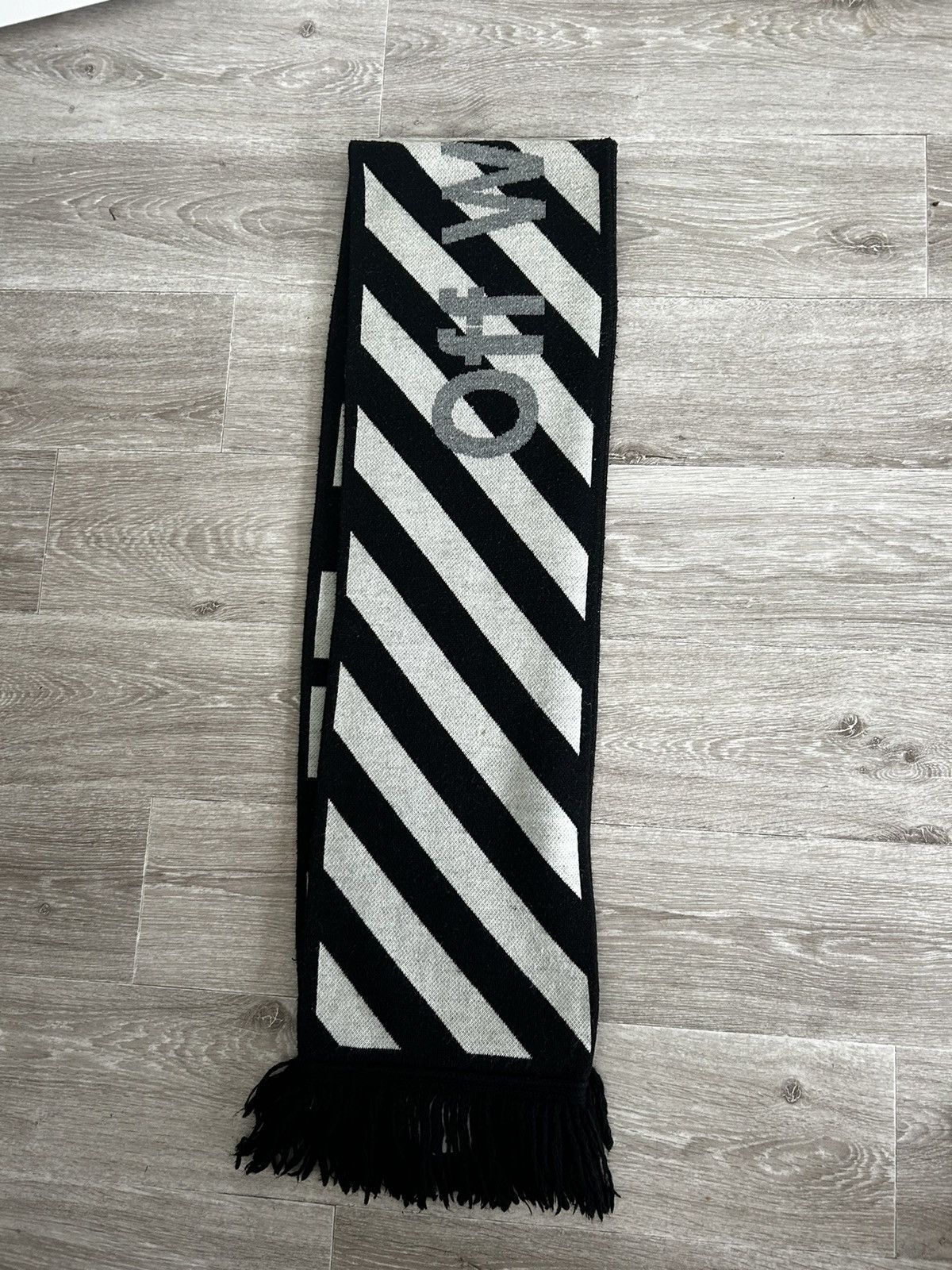 Off-White Off-White Scarf Size ONE SIZE - 13 Thumbnail