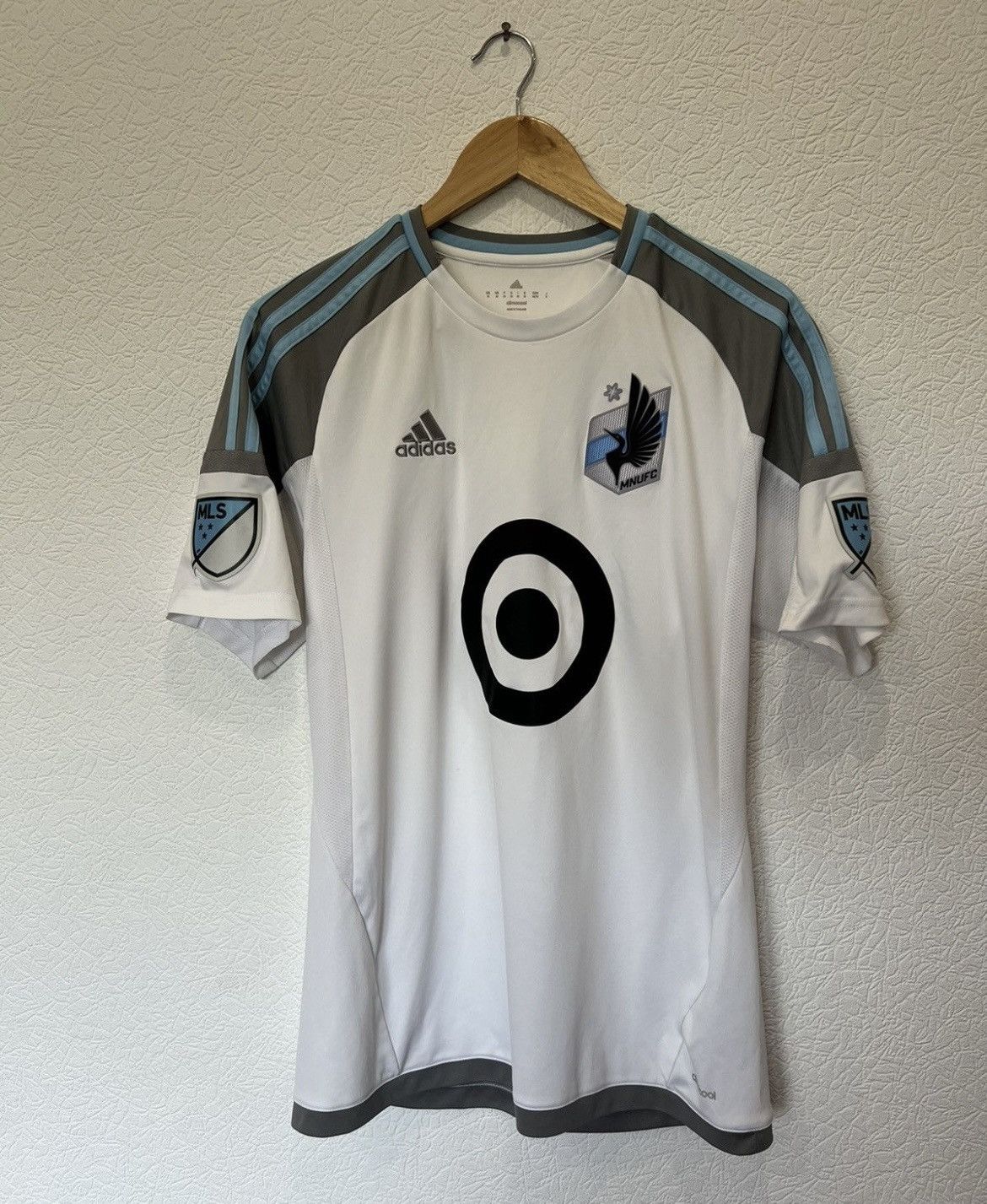 Adidas THIESSON MINNESOTA UNITED ADIDAS 2018 AWAY SOCCER JERSEY Size US M / EU 48-50 / 2 - 1 Thumbnail