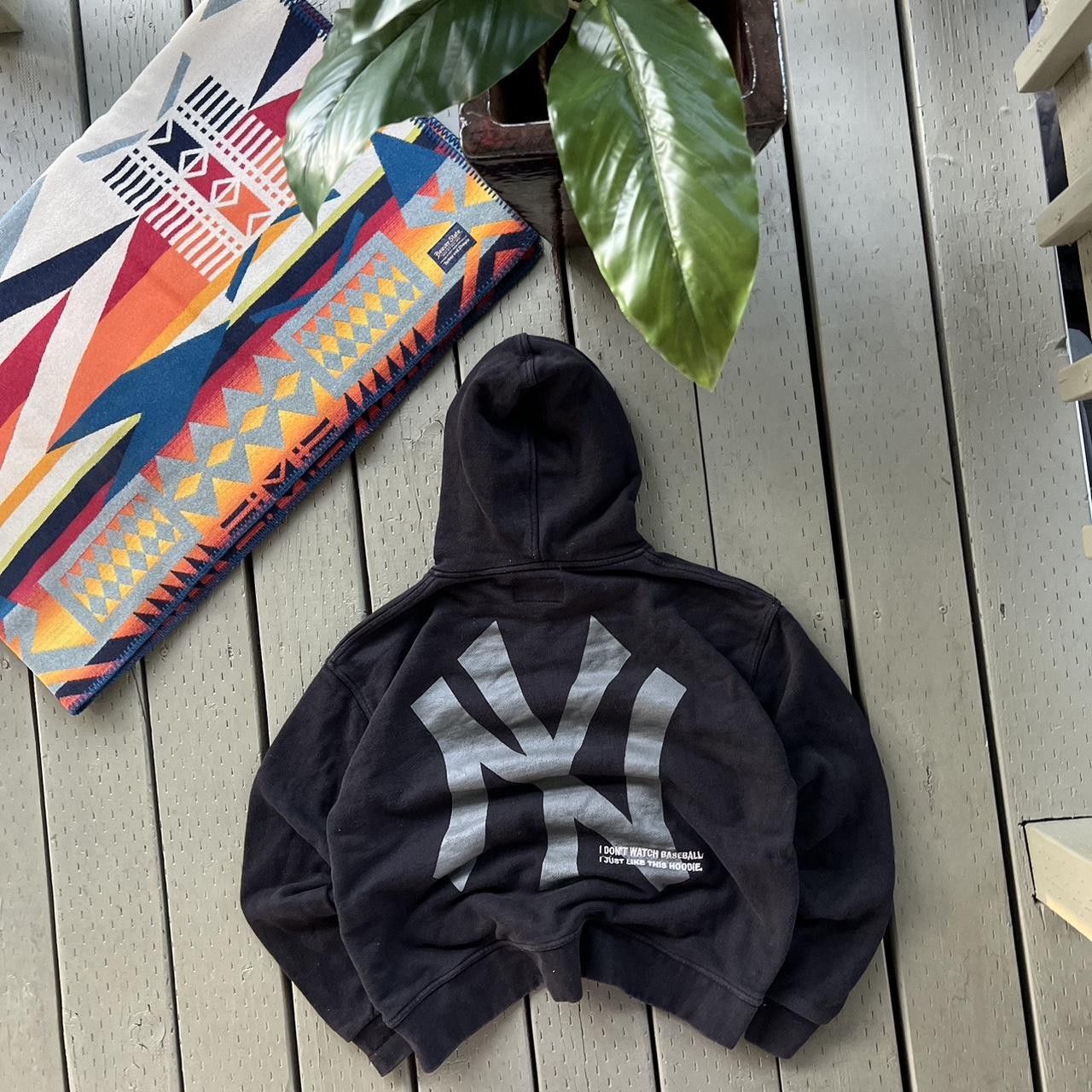 MLB New York Yankees crewneck Sweatshirt Size US M / EU 48-50 / 2 - 1 Thumbnail