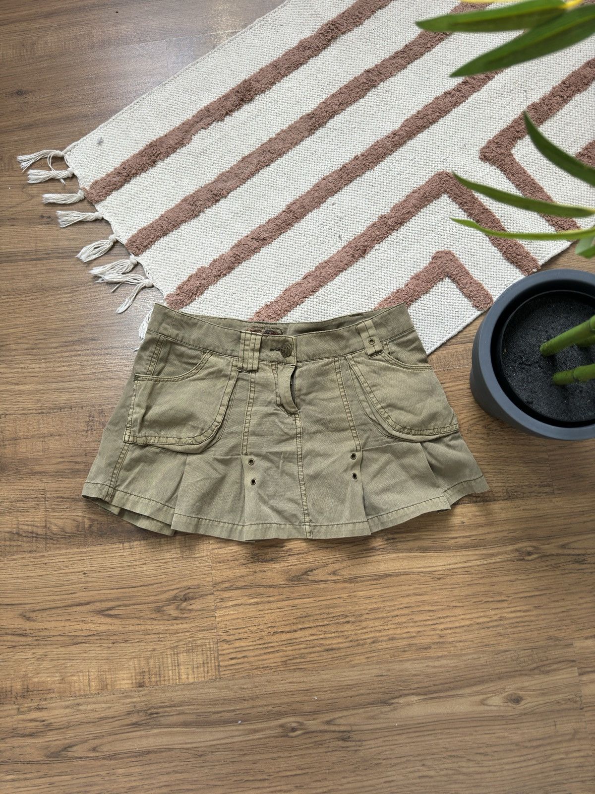 Vintage VINTAGE AVANT GARDE PLEATED WASHED CARGO MINI SKIRT Size 28" / US 6 / IT 42 - 3 Thumbnail