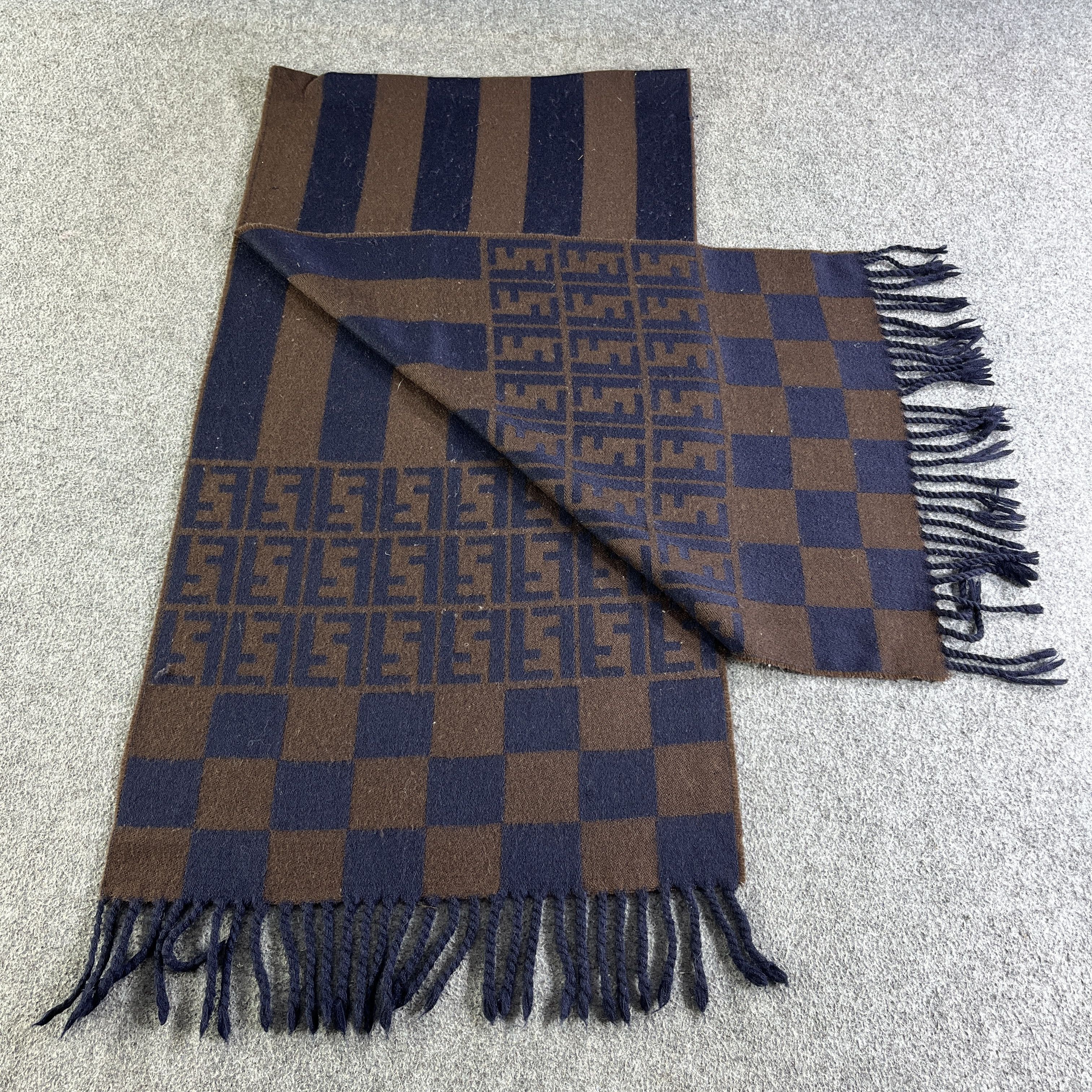 Fendi Fendi Scarf / Muffler / Neckwear T809 Size ONE SIZE - 3 Thumbnail