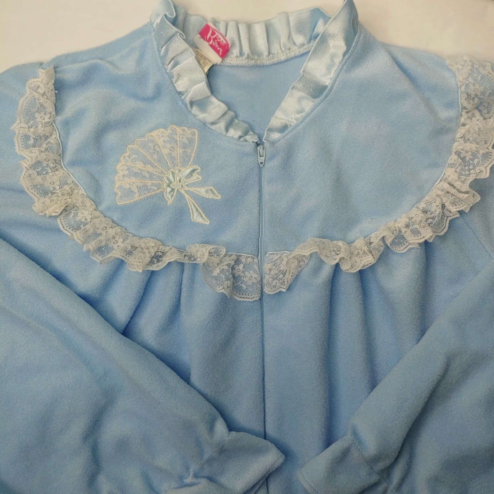 Vintage Vintage Regal Rose Womens M Nightgown Long Blue White Lace Fan Size ONE SIZE - 2 Thumbnail
