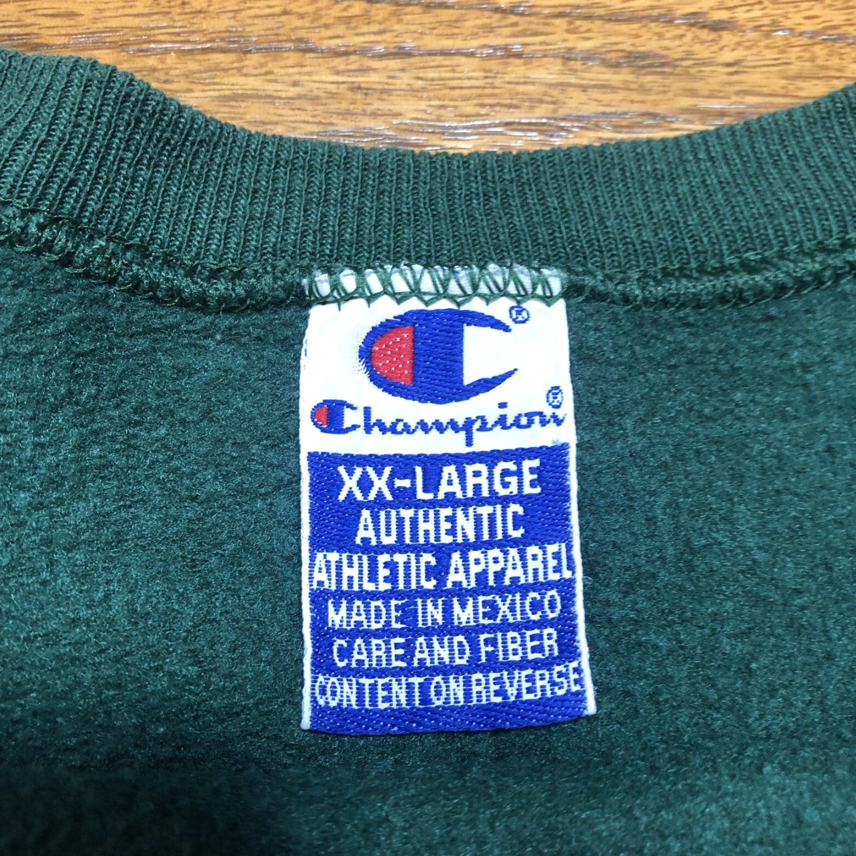 Champion VINTAGE Champion Sweatshirt Crewneck Green Embroidered Logo Men’s XXL Unisex Adults 2XL Size US XXL / EU 58 / 5 - 6 Thumbnail
