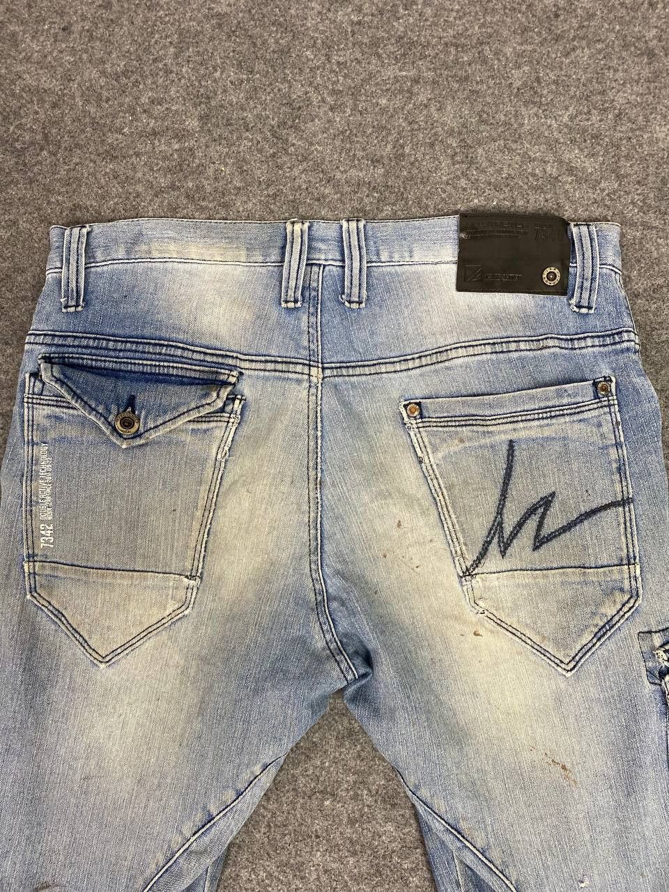 Japanese Brand japanese brand cargo distressed denim Size US 35 - 3 Thumbnail