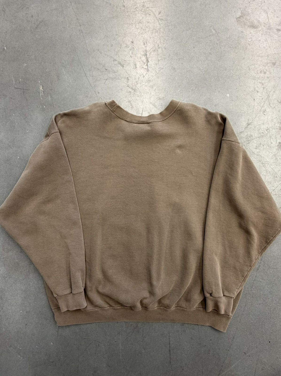 Nike 90’s Nike Mocha Chest Swoosh Embroidered Crewneck Sweater Size US XL / EU 56 / 4 - 2 Thumbnail