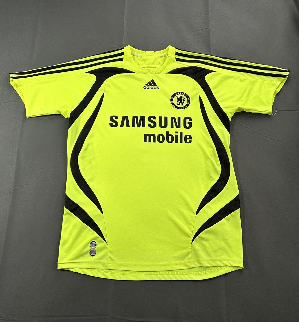Adidas Adidas Chelsea 2007/08 Away Jersey Essien #5 Size US M / EU 48-50 / 2 - 2 Thumbnail