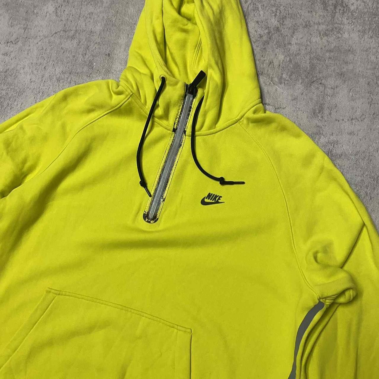 Nike Nike yellow and black hoodie Size US M / EU 48-50 / 2 - 1 Thumbnail