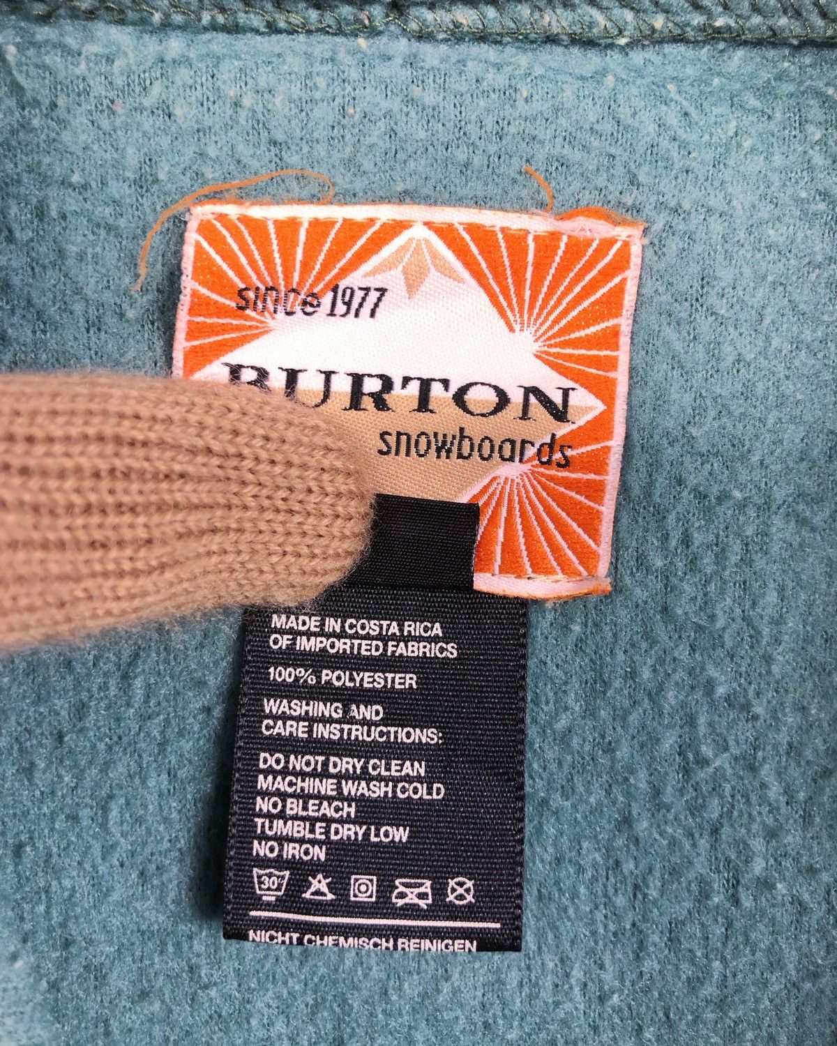 Burton × Vintage Rare Vintage Burton Snowboards Fleece Sweatshirt Size US S / EU 44-46 / 1 - 10 Thumbnail