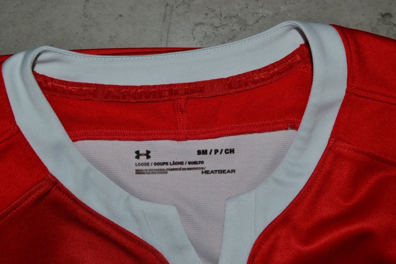 Under Armour Welsh Rugby WRU Red Jersey Shirt Isuzu Under Armour Size US S / EU 44-46 / 1 - 8 Thumbnail