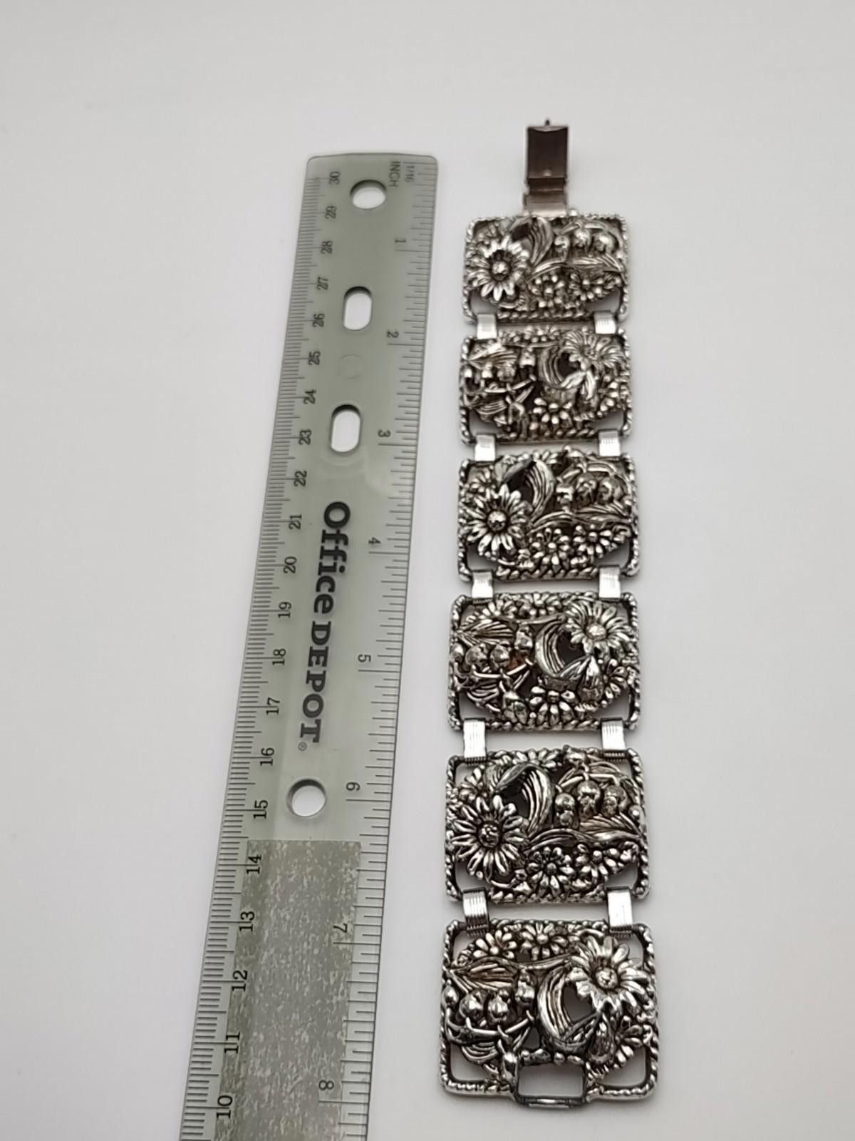 Other 1963 Sarah Coventry Antique Garden Bracelet Size ONE SIZE - 5 Thumbnail