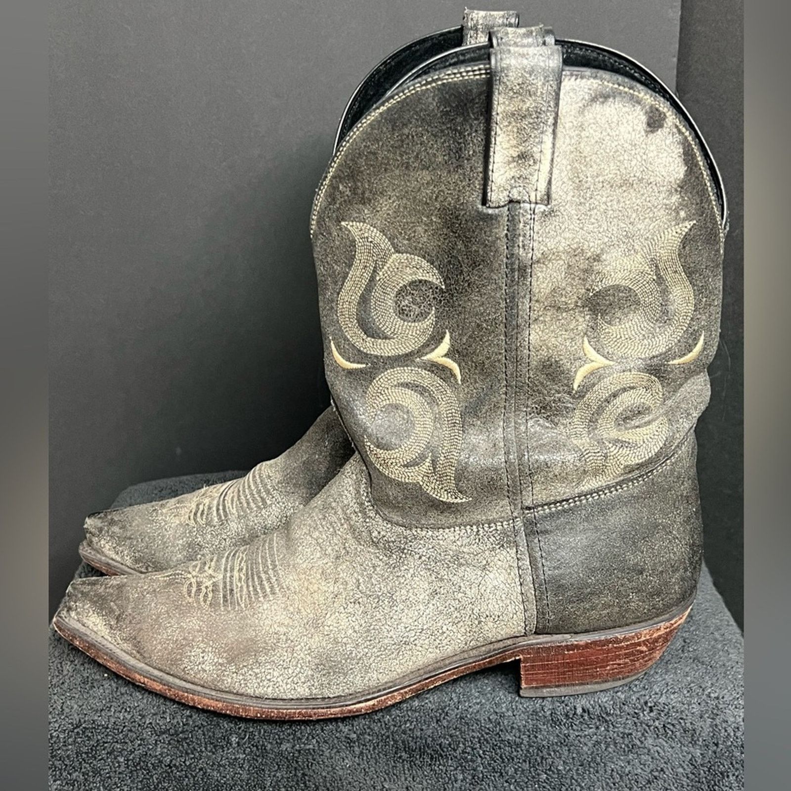Justin Boots Justin BR105 Men's Bent Rail Cowboy Boots Foot 13 EE WIDE Size US 13 / EU 46 - 1 Thumbnail