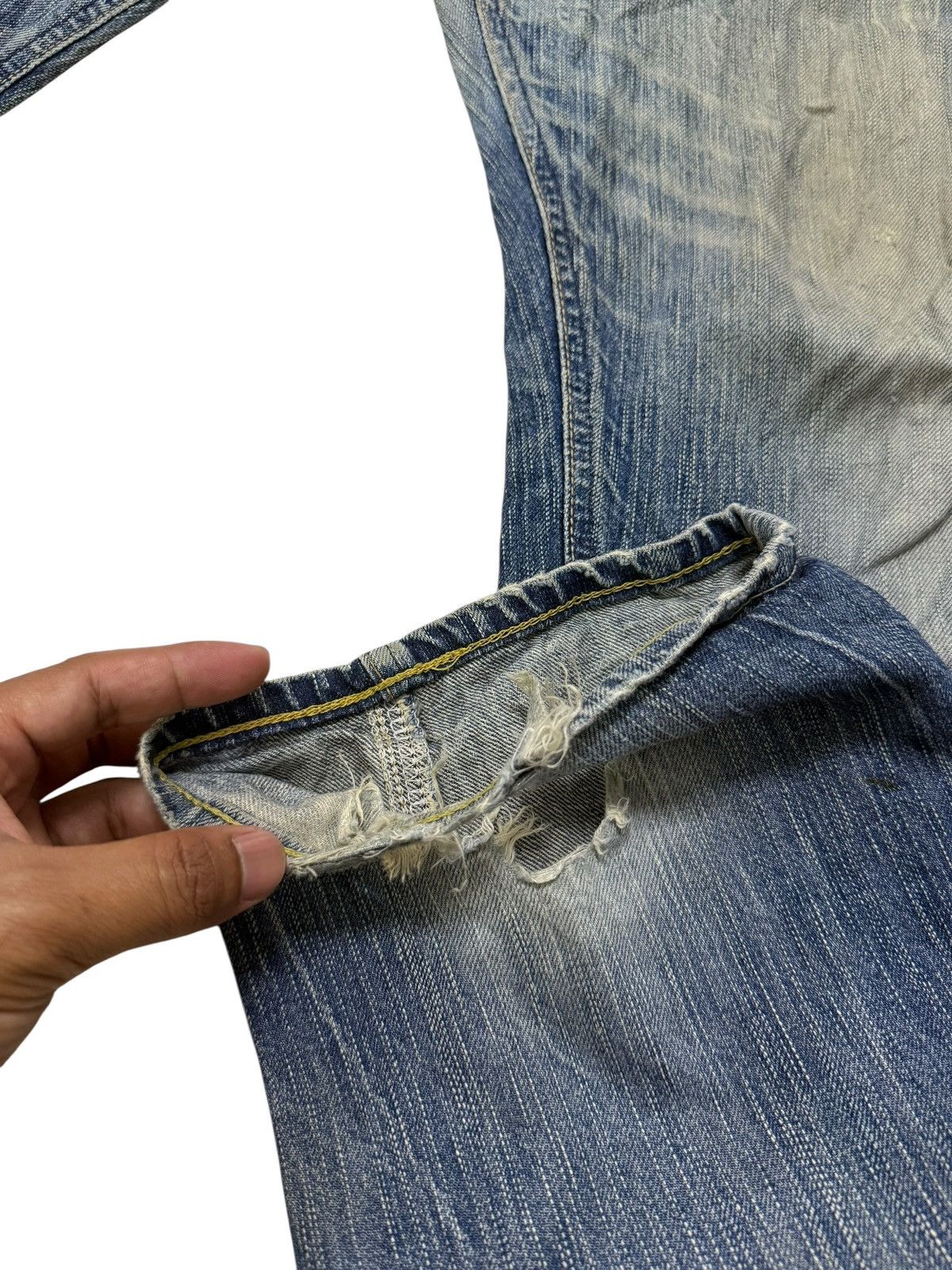 Edwin Vintage Edwin 503 Blue Trip Japan Distressed Loose Jeans Size US 32 / EU 48 - 23 Thumbnail