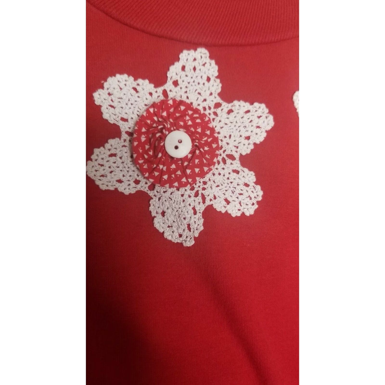 Jerzees VINTAGE Jerzees Shirt Mens L Red Flower Applique 90s Made in USA Mens Size L / US 10 / IT 46 - 3 Thumbnail