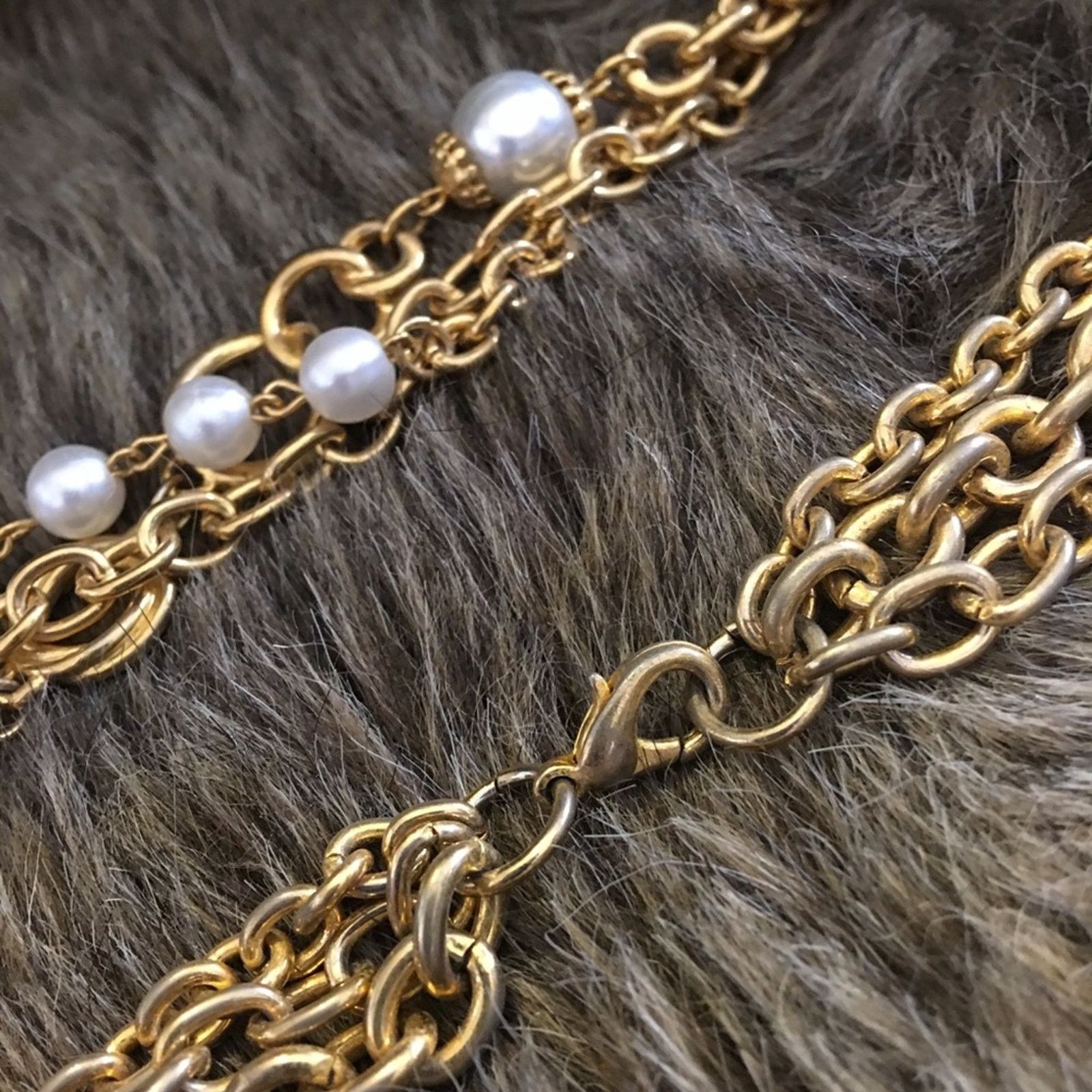 Vintage Vintage triple layer gold chain pearl necklace Size ONE SIZE - 8 Thumbnail