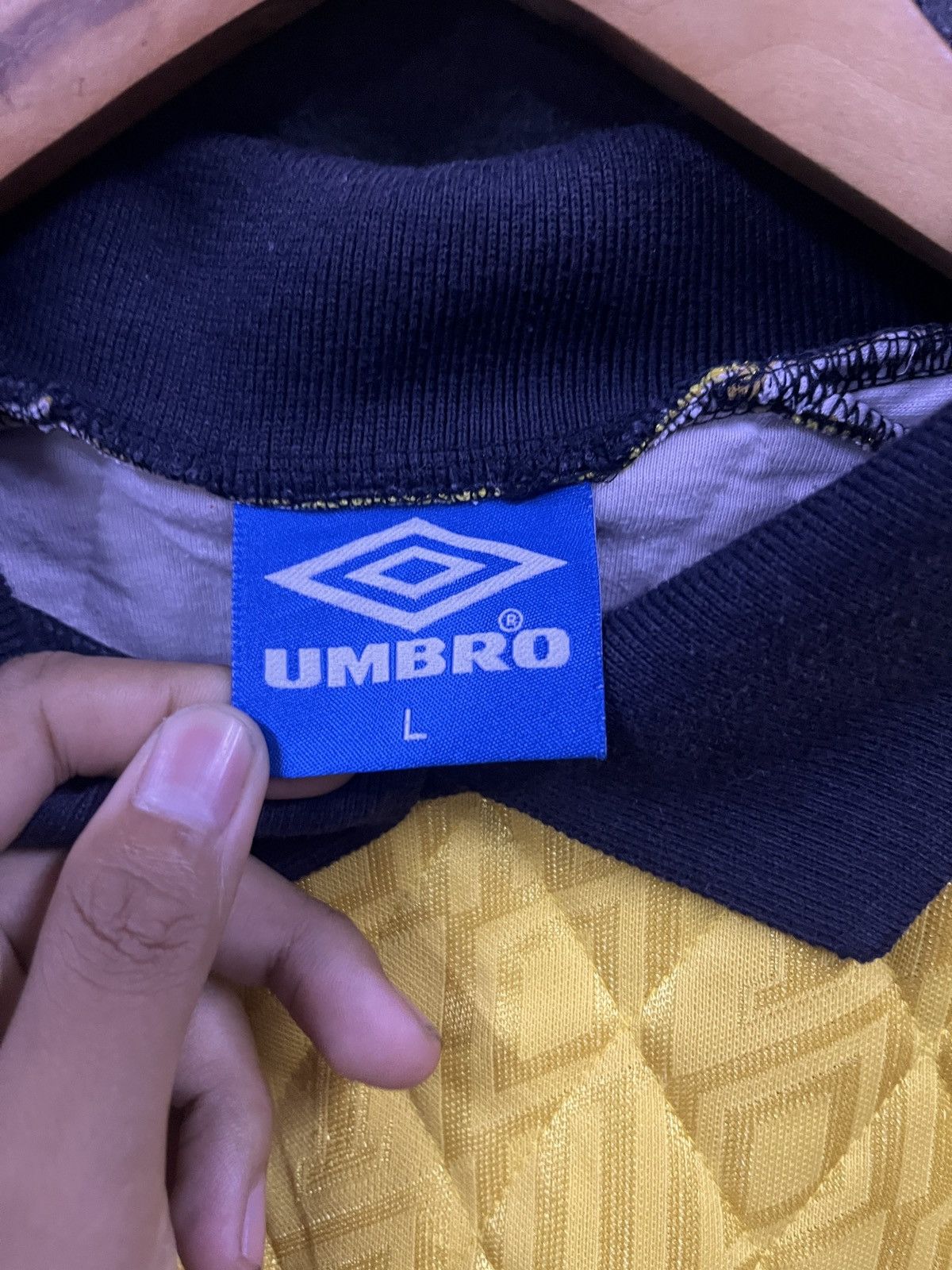 Umbro VINTAGE UMBRO KEEPER JERSEY PADDING Size US L / EU 52-54 / 3 - 6 Thumbnail