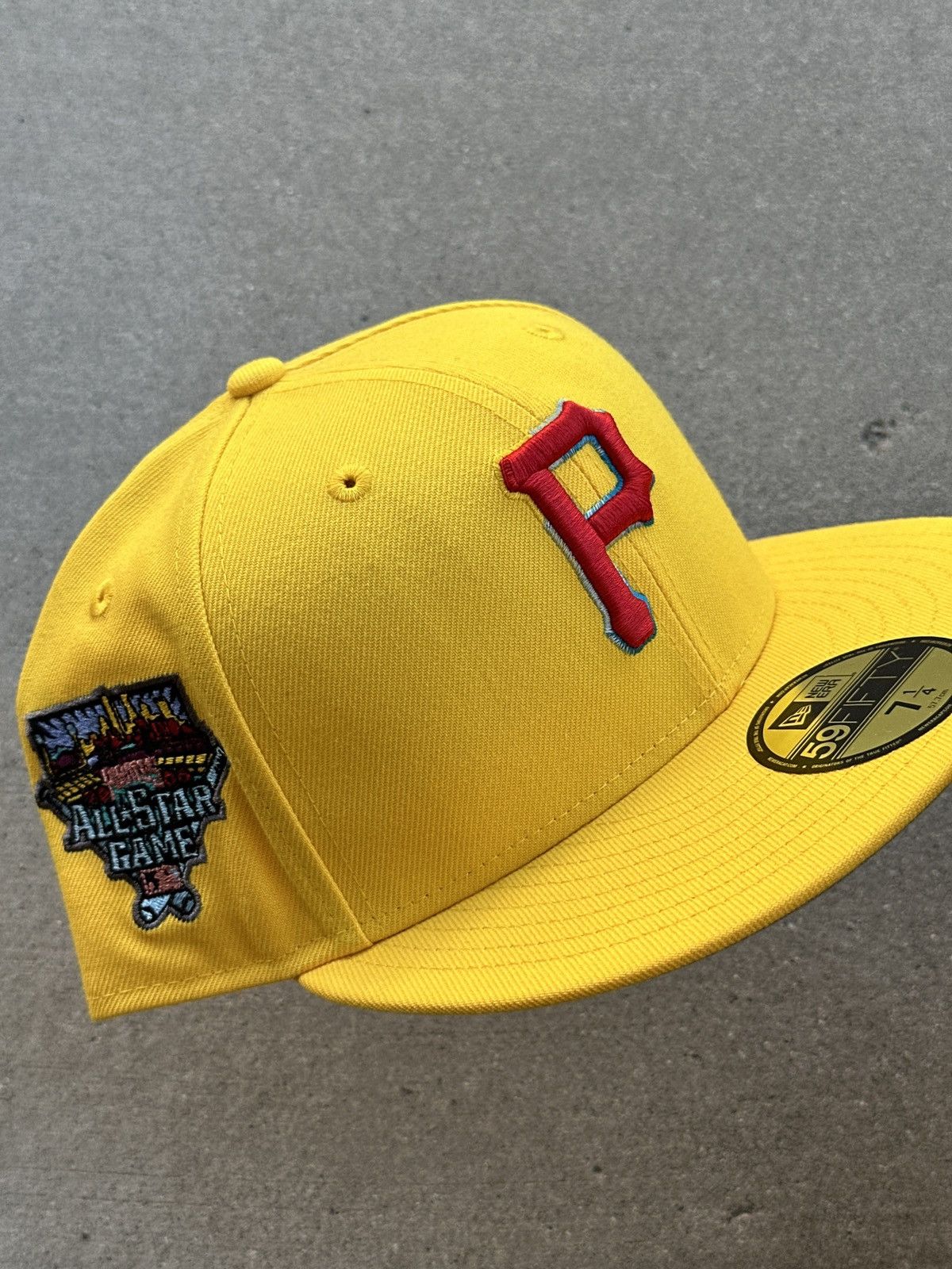 MLB × MyFitteds × New Era Pittsburgh Pirates Playstation Fitted Hat 7 1/4 Myfitteds Size ONE SIZE - 1 Thumbnail
