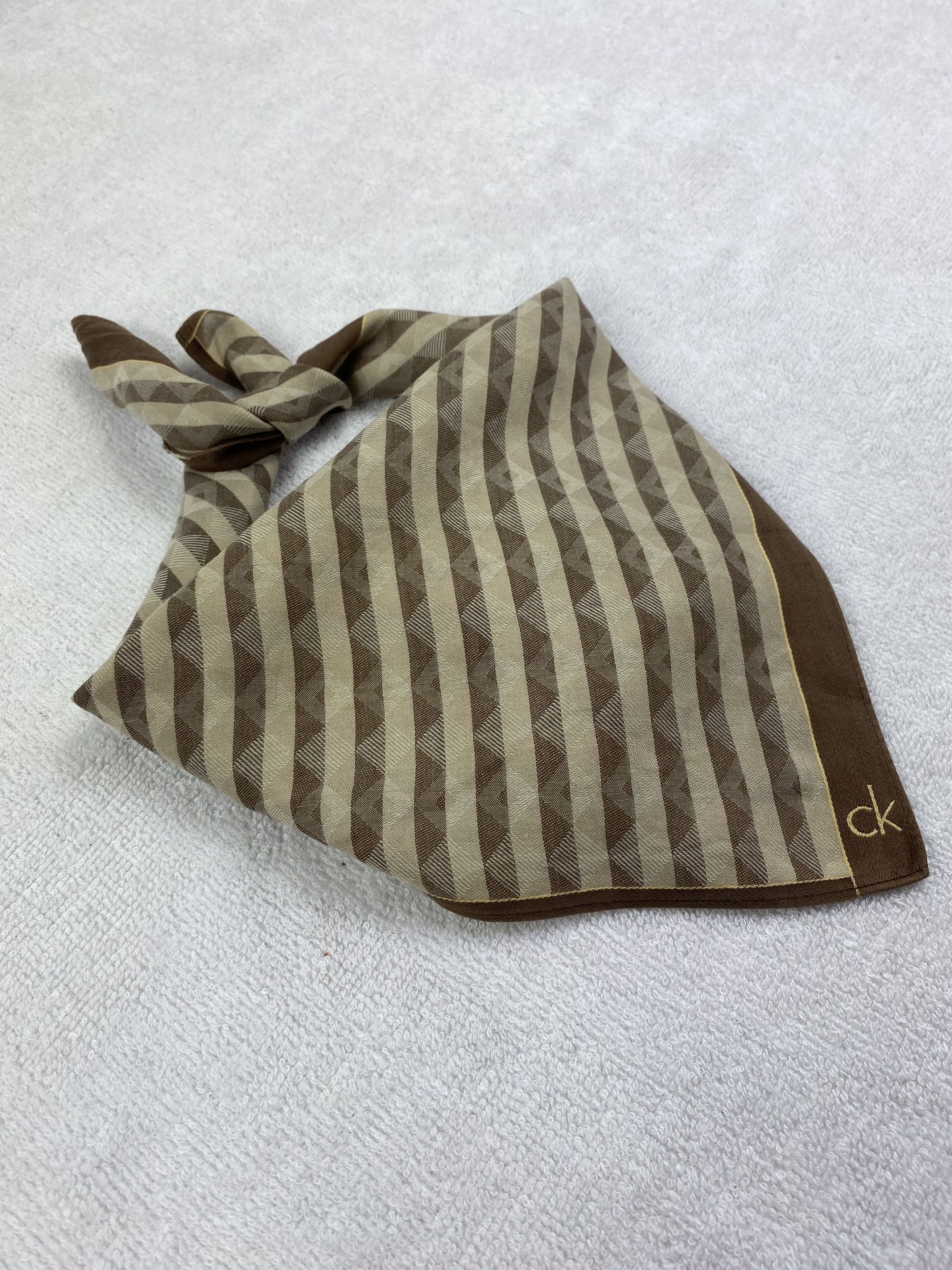 Calvin Klein × Vintage Calvin Klein Handkerchief / Bandana / Neckerchief Size ONE SIZE - 1 Thumbnail