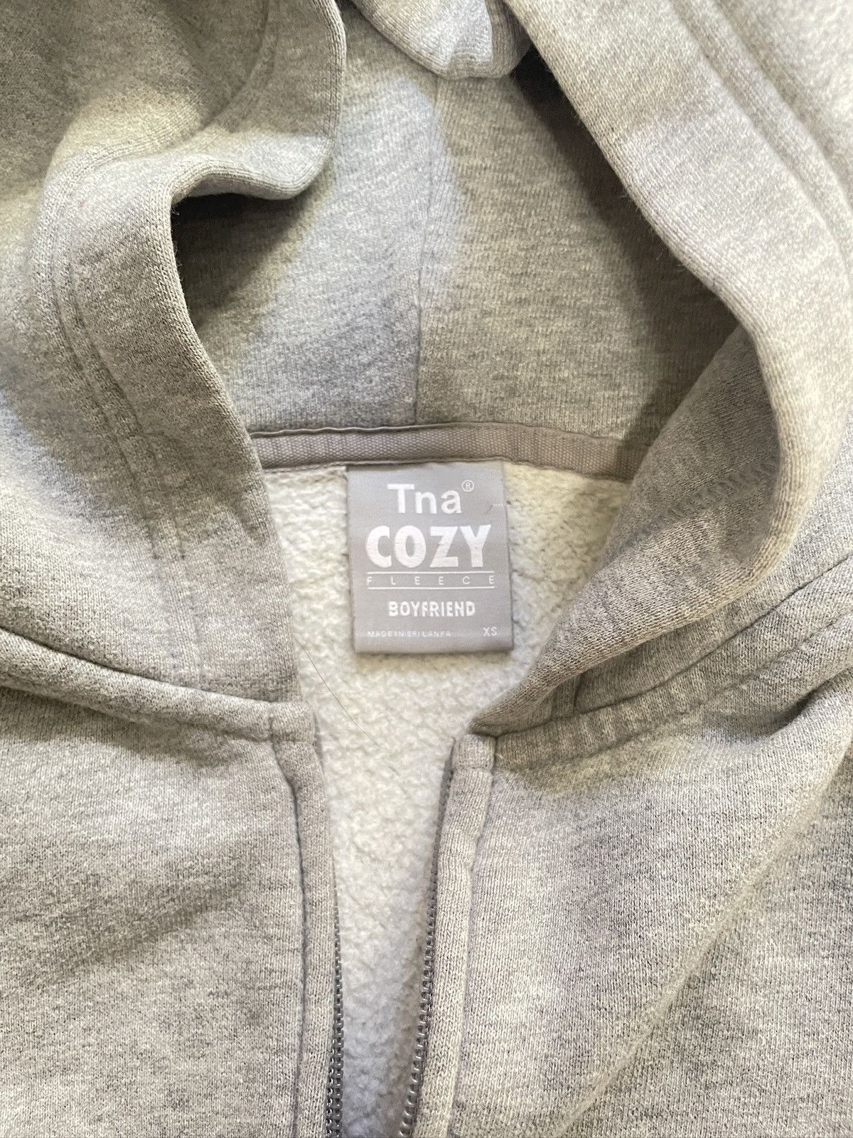 Aritzia Aritzia TNA Cropped Grey Zip-Up XS Cozy Fleece Size XS / US 0-2 / IT 36-38 - 5 Thumbnail