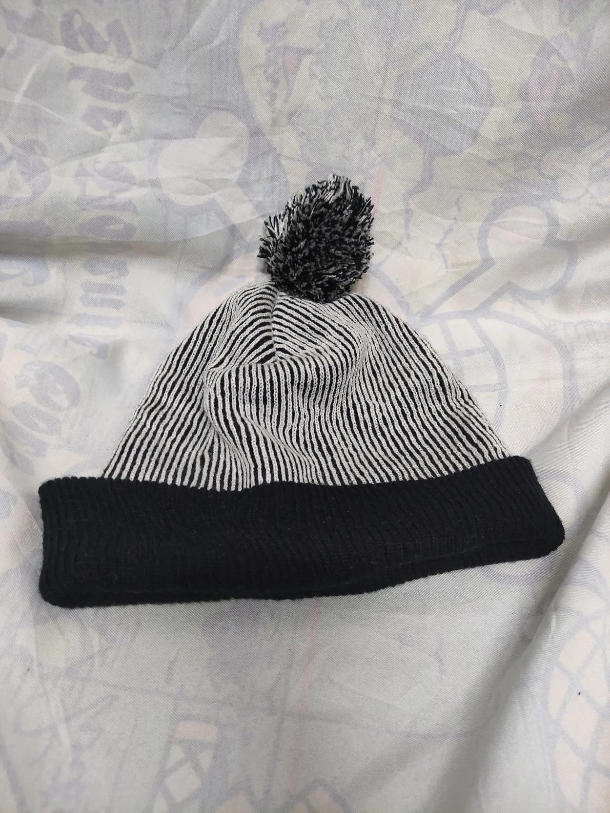Nike NIKE VINTAGE SNOW CAP Size ONE SIZE - 5 Thumbnail