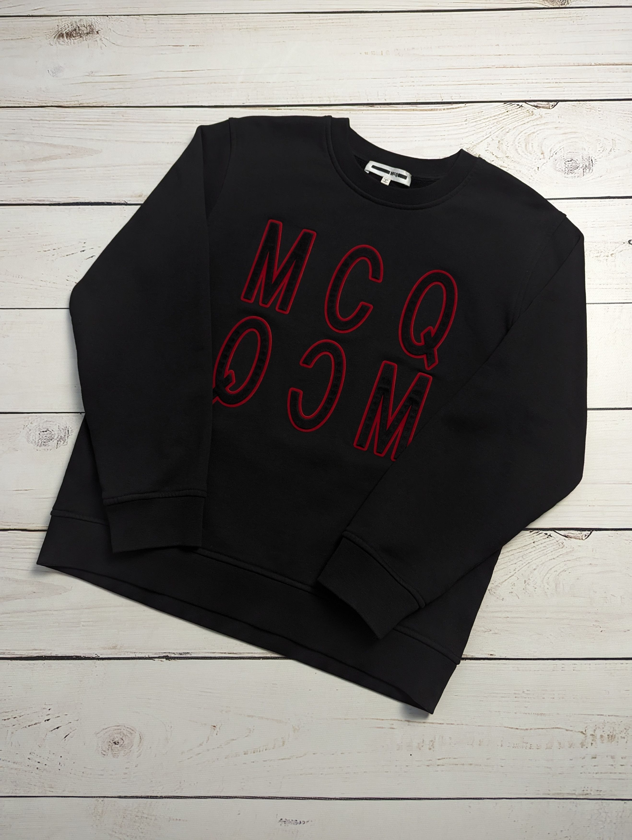 パーカー・フーディ ALEXANDER MCQUEEN Men Hoodies 829321 Q1BDL9009 Beige Men's McQueen Logo Cropped Hoodie in White | Alexander
