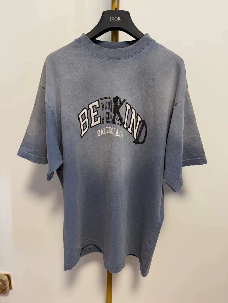 Balenciaga Balenciaga Gradient Made Old Patch Short Sleeve 2502-Nextar Size US M / EU 48-50 / 2 - 1 Thumbnail