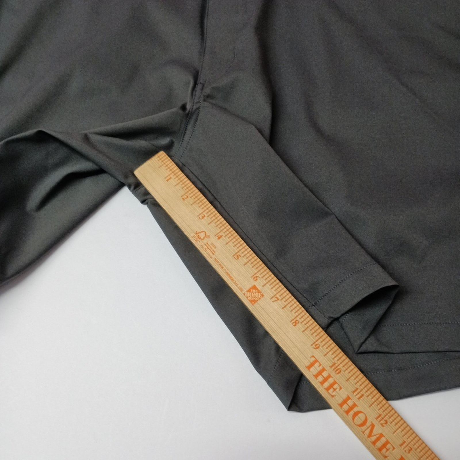 Other Ben Hogan Golf Shorts Men's Size 46 Gray Stretch 9” Inseam Size US 44 / EU 60 - 2 Thumbnail
