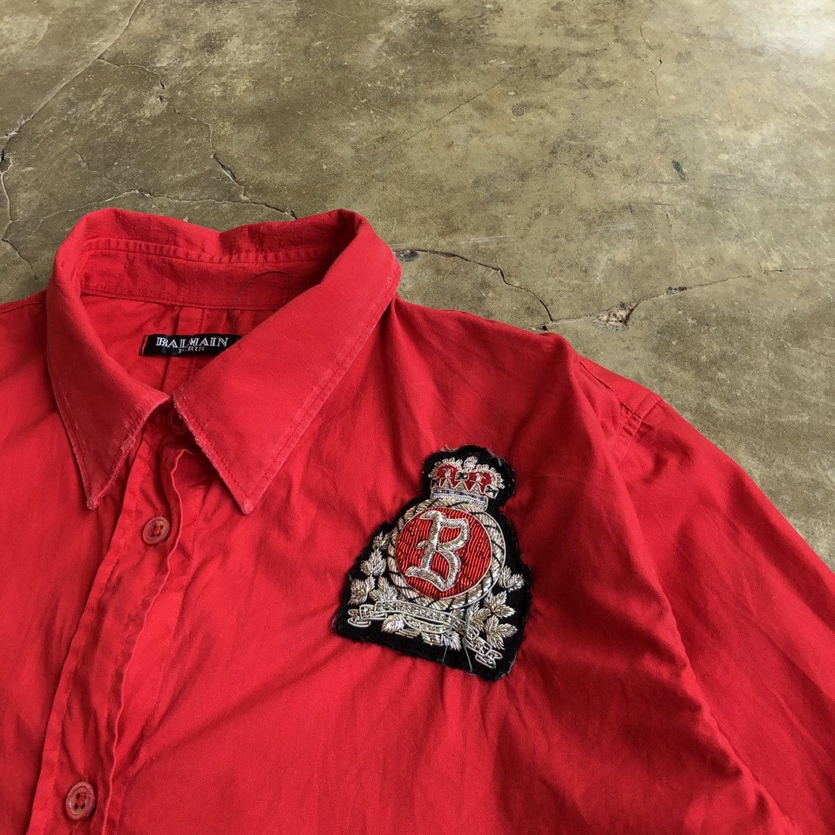 Balmain 🇫🇷 Balmain Paris Red Button Down “B” Patch Logo Luxury Size US M / EU 48-50 / 2 - 5 Thumbnail