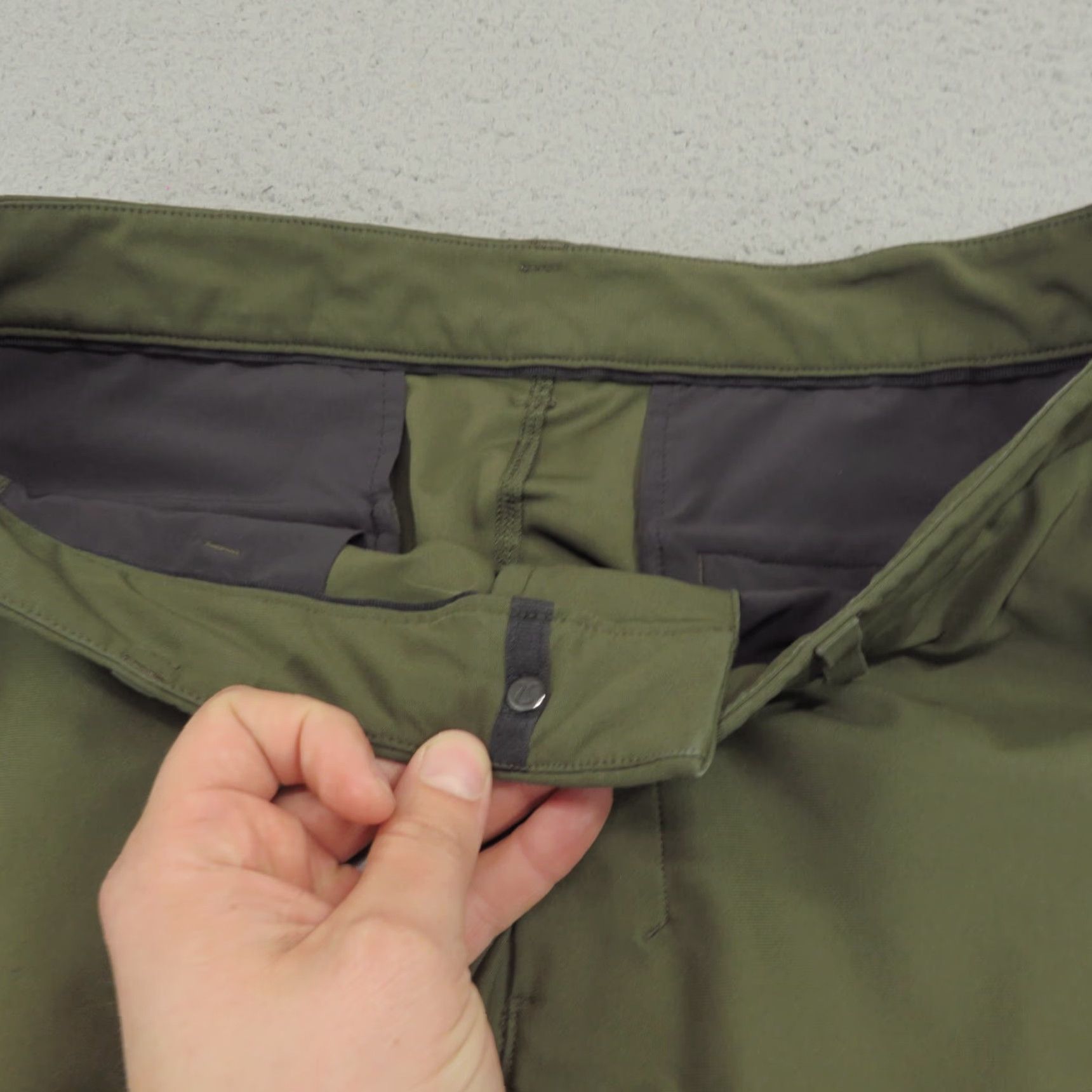 Lululemon Lululemon Pants Mens 34x32 Commission Slim Warpstreme Flex Chino Dark Olive Green City Modern Size US 34 / EU 50 - 5 Thumbnail