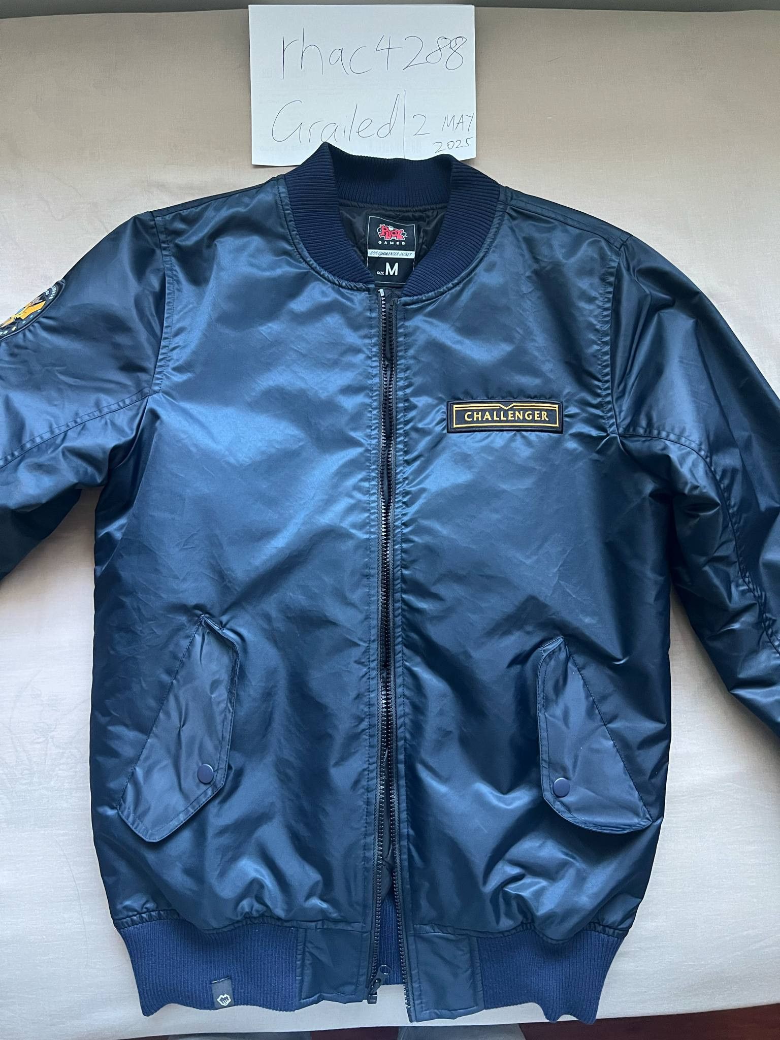 2016 League of legends Challenger Jacket (Medium)