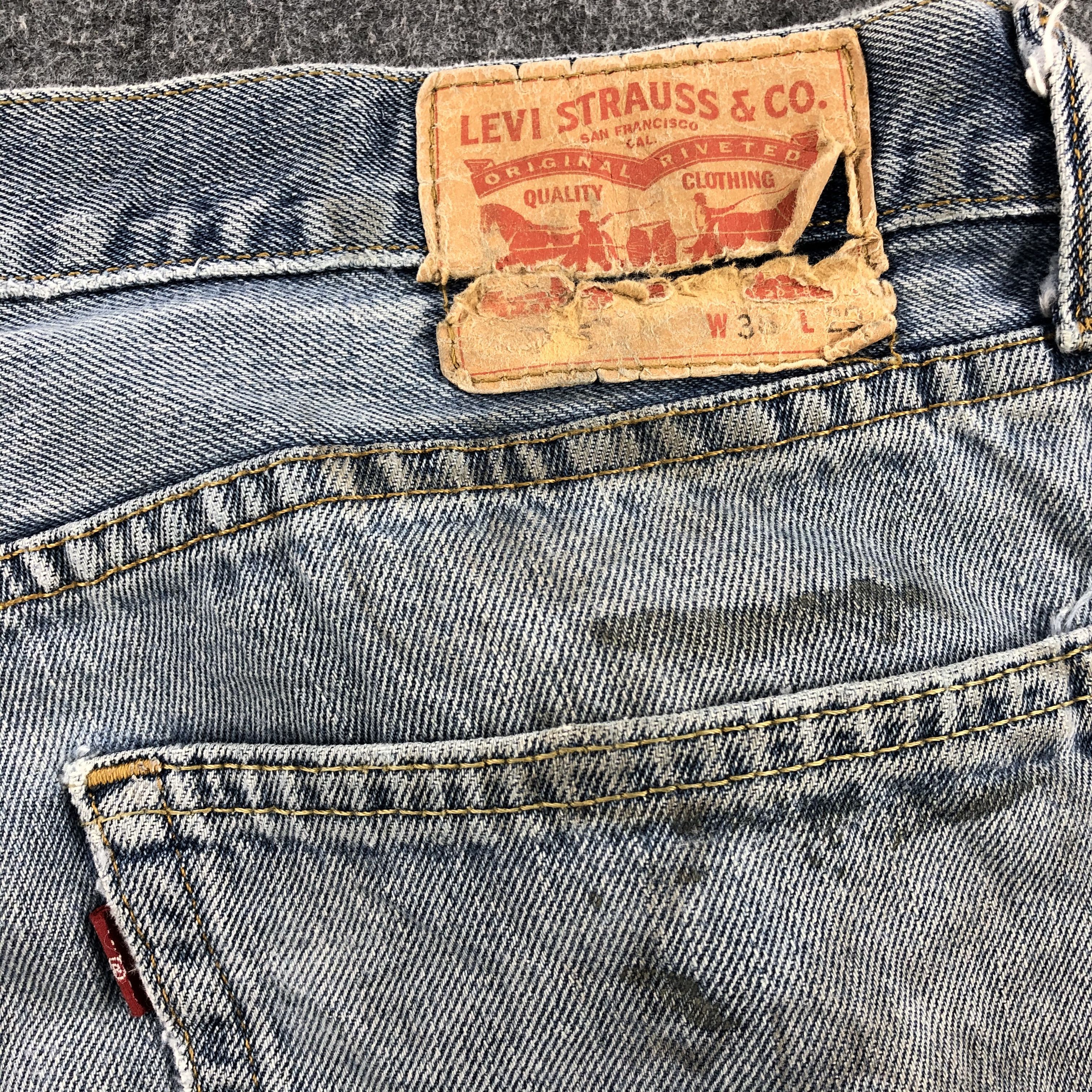 Levi's × Vintage Vintage Light Wash Levis 505 Jeans-JM1885 Size US 38 / EU 54 - 6 Thumbnail