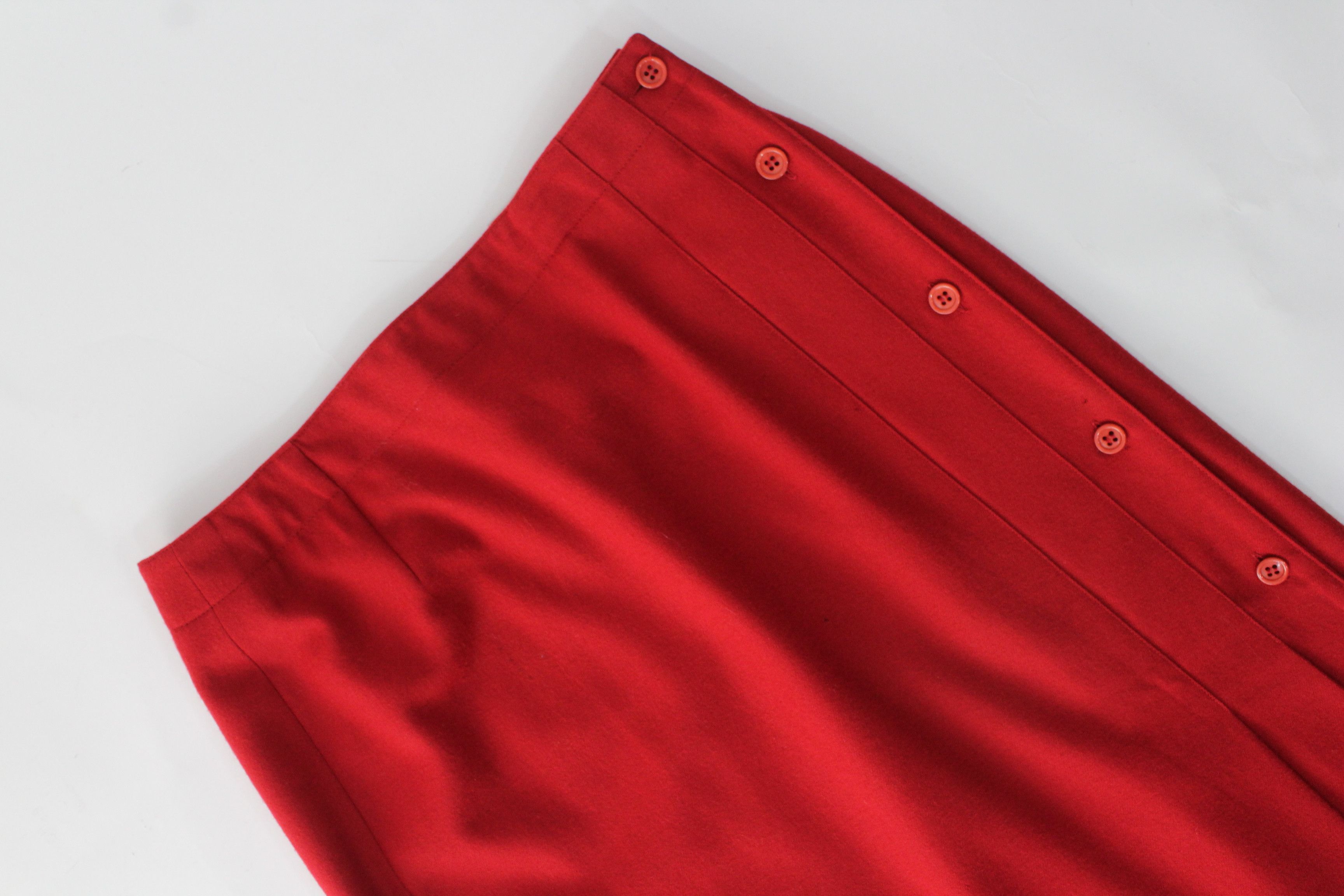 Guy Laroche Guy Laroche Boutique Paris Skirt 40 Size 27" / US 4 / IT 40 - 2 Thumbnail