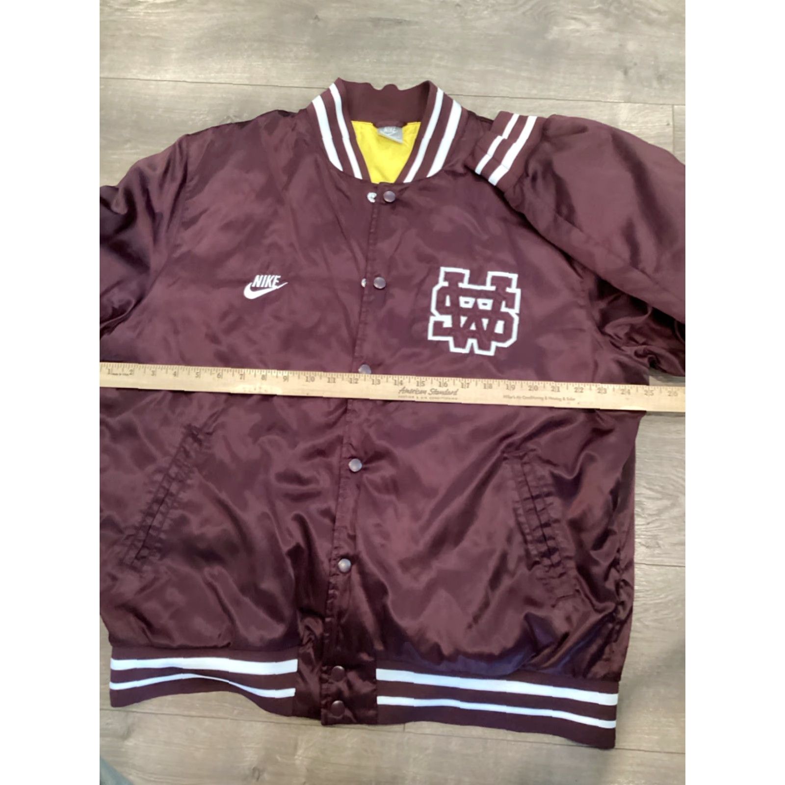 Nike VINTAGE Nike Air Jacket Bomber Men XL 90s Nylon Maroon Logo Retro Casual Mens Size US XL / EU 56 / 4 - 5 Thumbnail