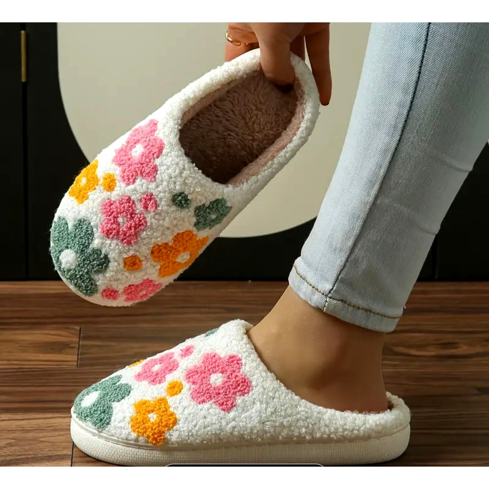 Other Floral Pattern Plush Slippers Green Pink Orange White 9.5-10 Size US 10 / IT 40 - 5 Thumbnail