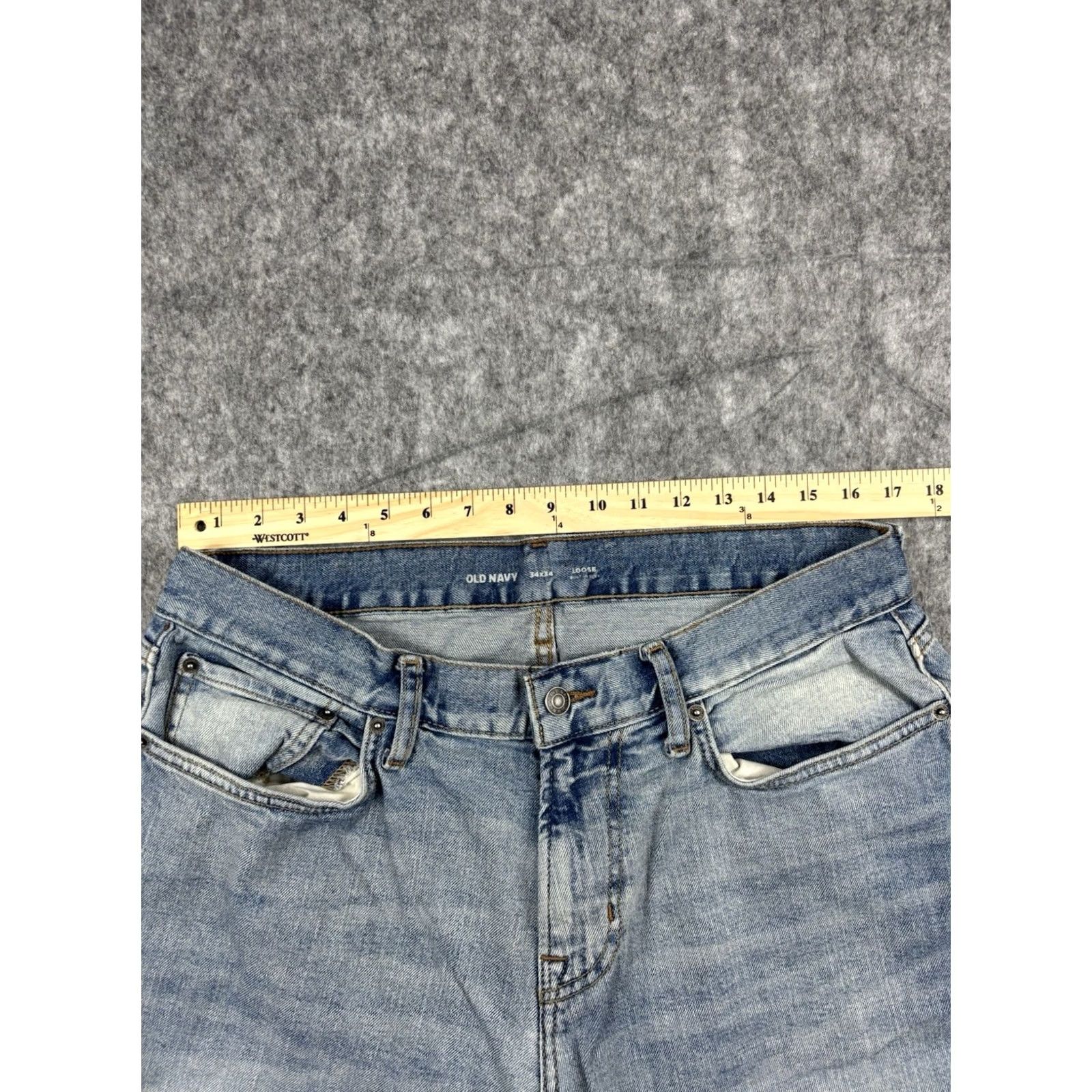 Old Navy Old Navy Mens Loose Fit Built-In Flex Straight Jeans Light Wash Denim 34x34 Blue Regular 5-Pocket Size US 34 / EU 50 - 4 Thumbnail