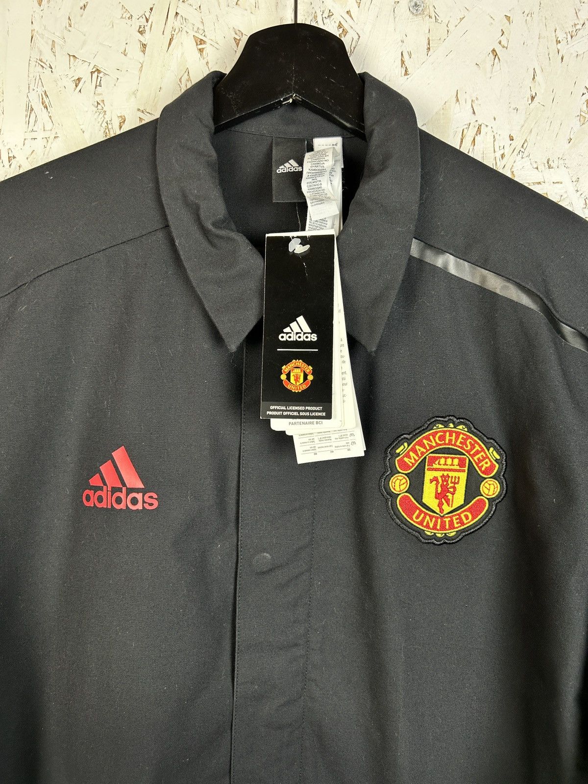 Adidas NWT Adidas Manchester United ZNE Woven Jacket CE6509 Size US S / EU 44-46 / 1 - 2 Thumbnail