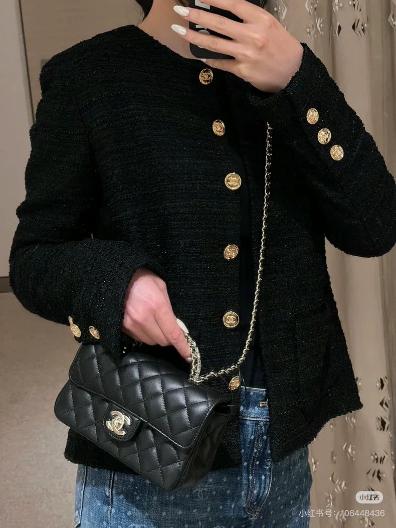 Chanel Chanel 23A black beaded striped two-pocket gold buckle wov Size XS / US 0-2 / IT 36-38 - 7 Thumbnail