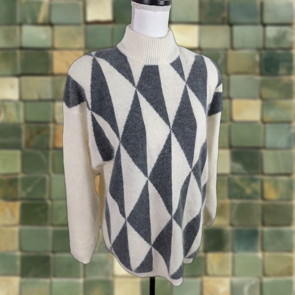Vintage VINTAGE 80s Ivory Lambswool Angora Turtleneck Sweater Womens Medium S11 Pullover Embroidered Sequin Knit Size M / US 6-8 / IT 42-44 - 1 Thumbnail