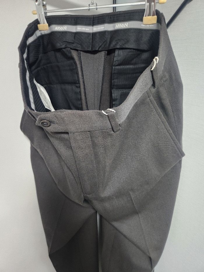 Armani Collezioni Armani collezioni wool Charcoal 슬렉스 Size US 30 / EU 46 - 2 Thumbnail