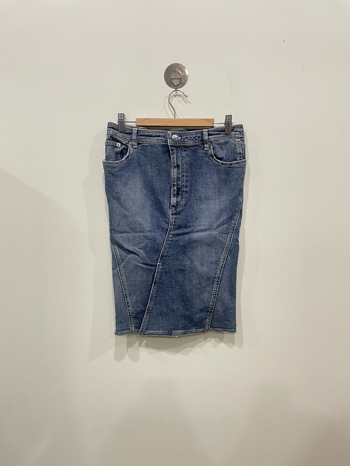 STRENESSE Strenesse Blue Mid Rise Denim Skirt Size 31" - 1 Thumbnail