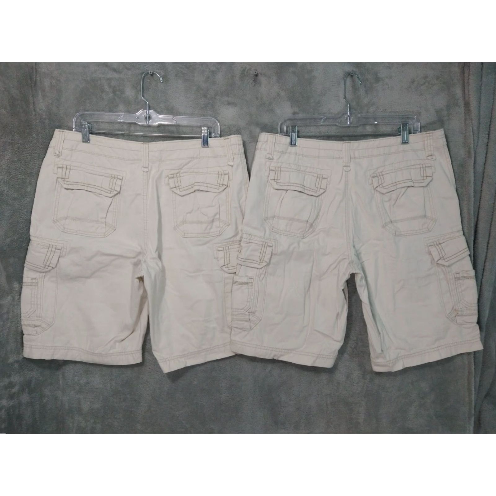 Vintage Unionbay Shorts Mens 34 Cream Cargo Baggy Casual Cotton Lot of 2 Cargo Pocket Grunge Vintage No 34 Mens Size US 34 / EU 50 - 2 Thumbnail