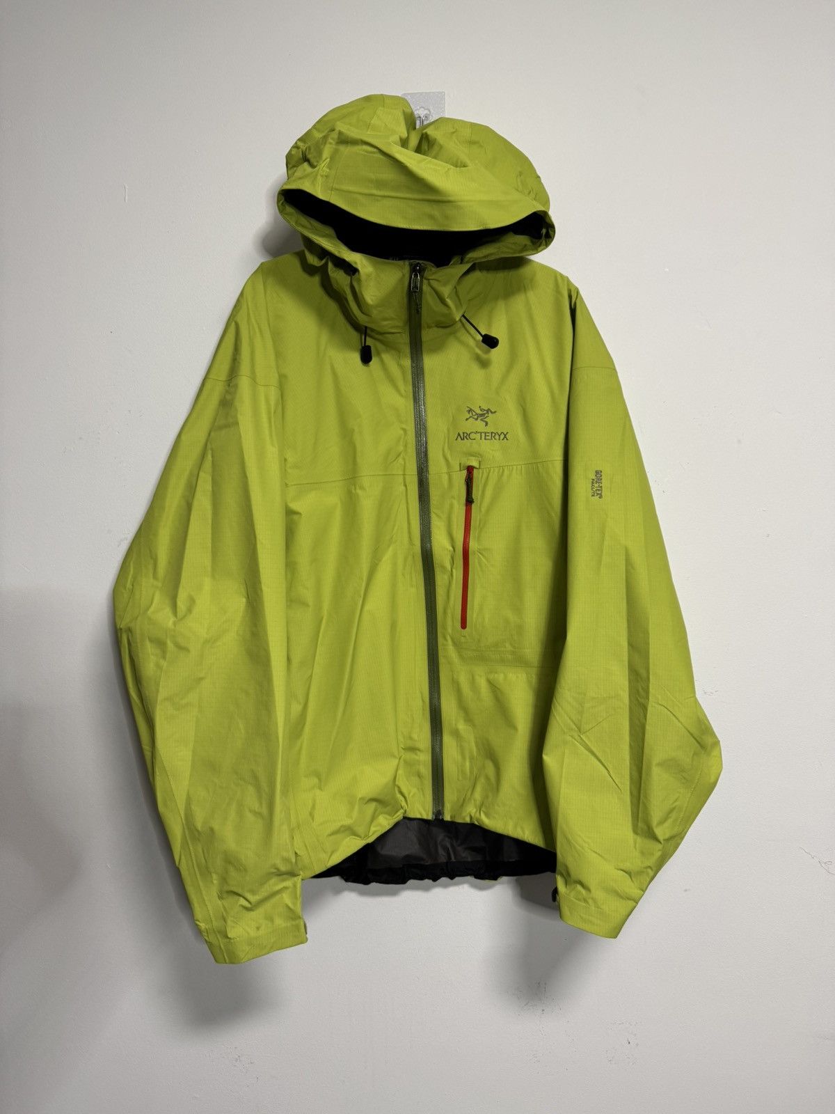 Arc'teryx Arc'teryx GORE-TEX Paclite Jacket Size XL Bright Citron/Lime Size US XL / EU 56 / 4 - 2 Thumbnail