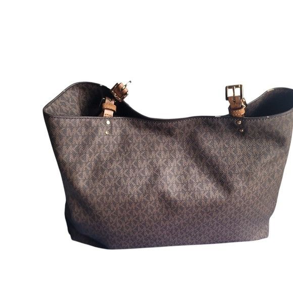 Michael Kors Like New Michael Kors Lenox Brown Tote Bag Size ONE SIZE - 2 Thumbnail