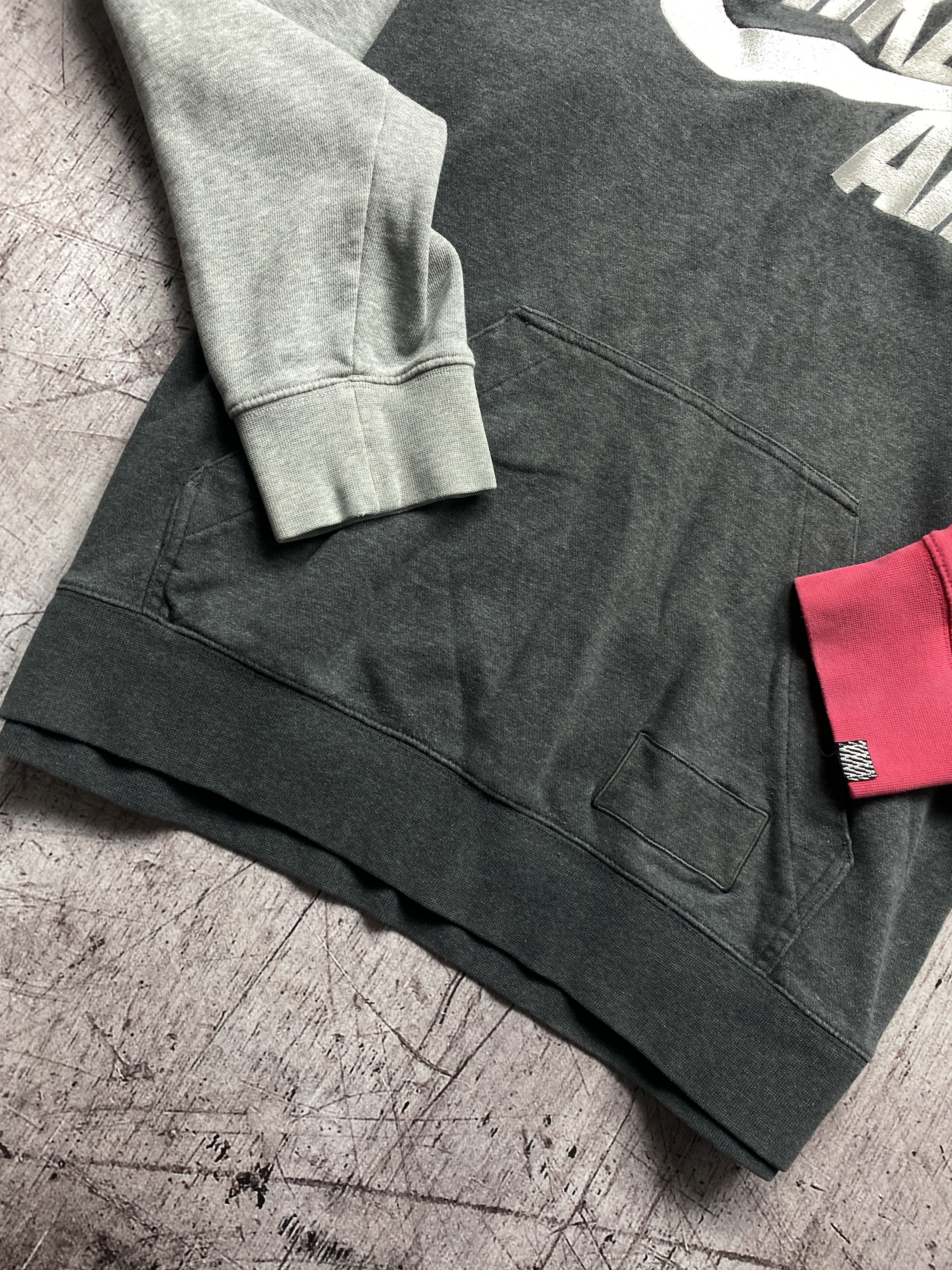 Nike × Vintage Nike Air Vintage Mens Embroidered logo hoodie Size US XL / EU 56 / 4 - 3 Thumbnail