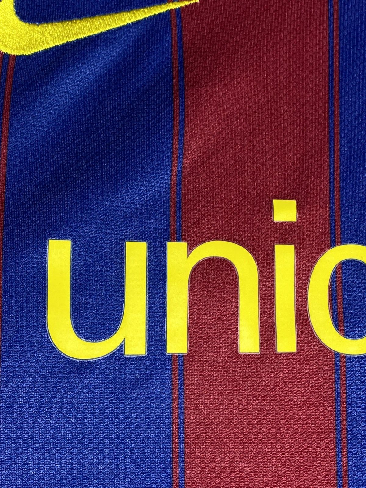 Nike Nike FC Barcelona 2009/10 Home Football Shirt Messi Era Size US XL / EU 56 / 4 - 6 Thumbnail